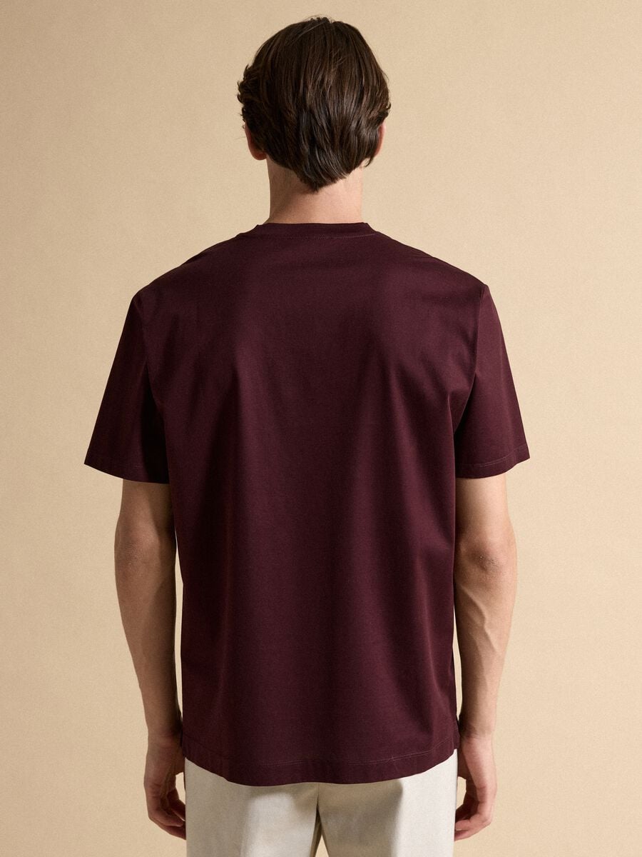 T-shirt rossa in jersey di puro cotone con girocollo relaxed fit_3
