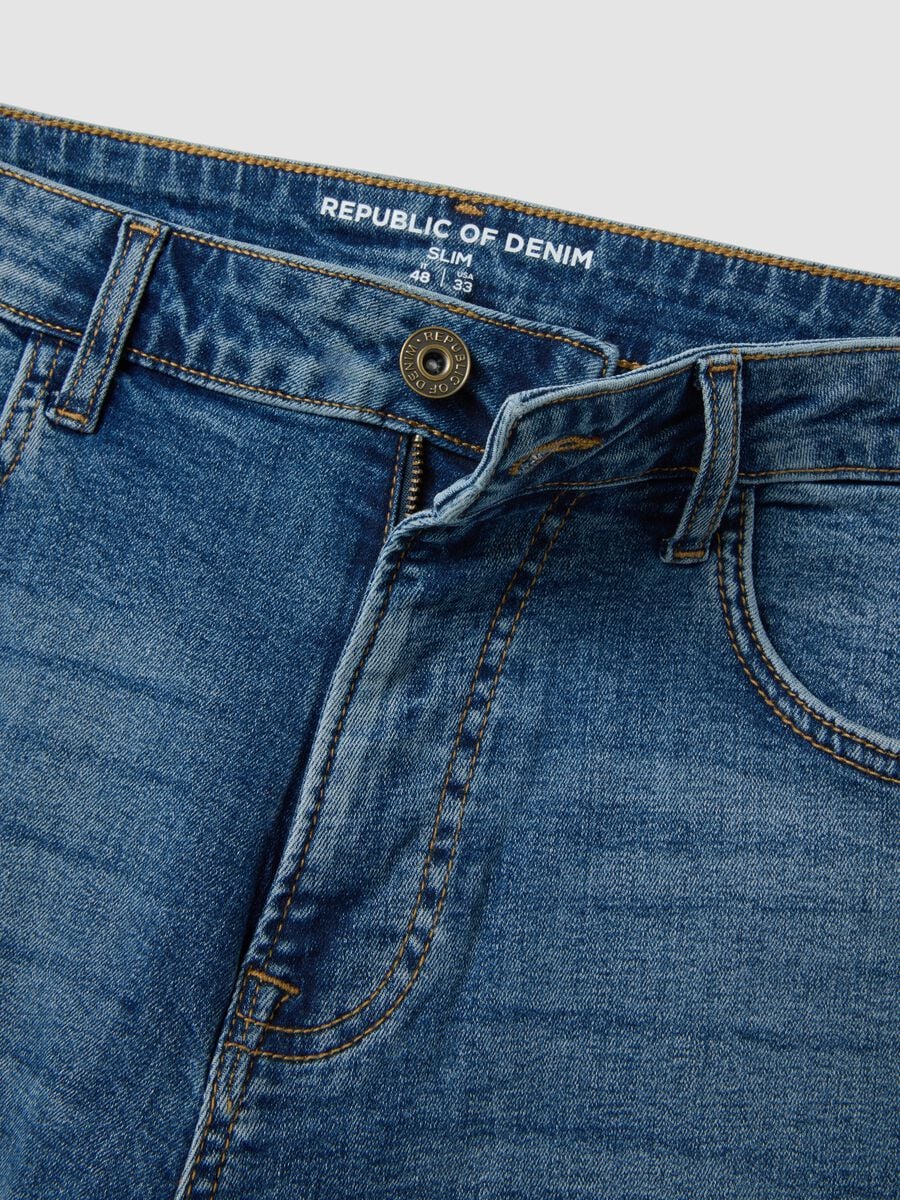 Blue stretch cotton Bermuda shorts_5