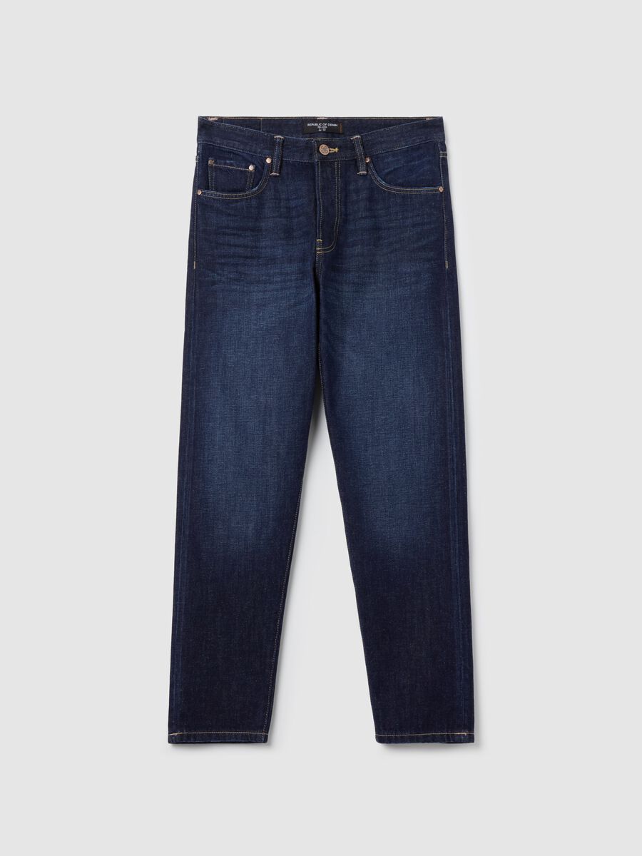 Relaxed-fit jeans with fading_4