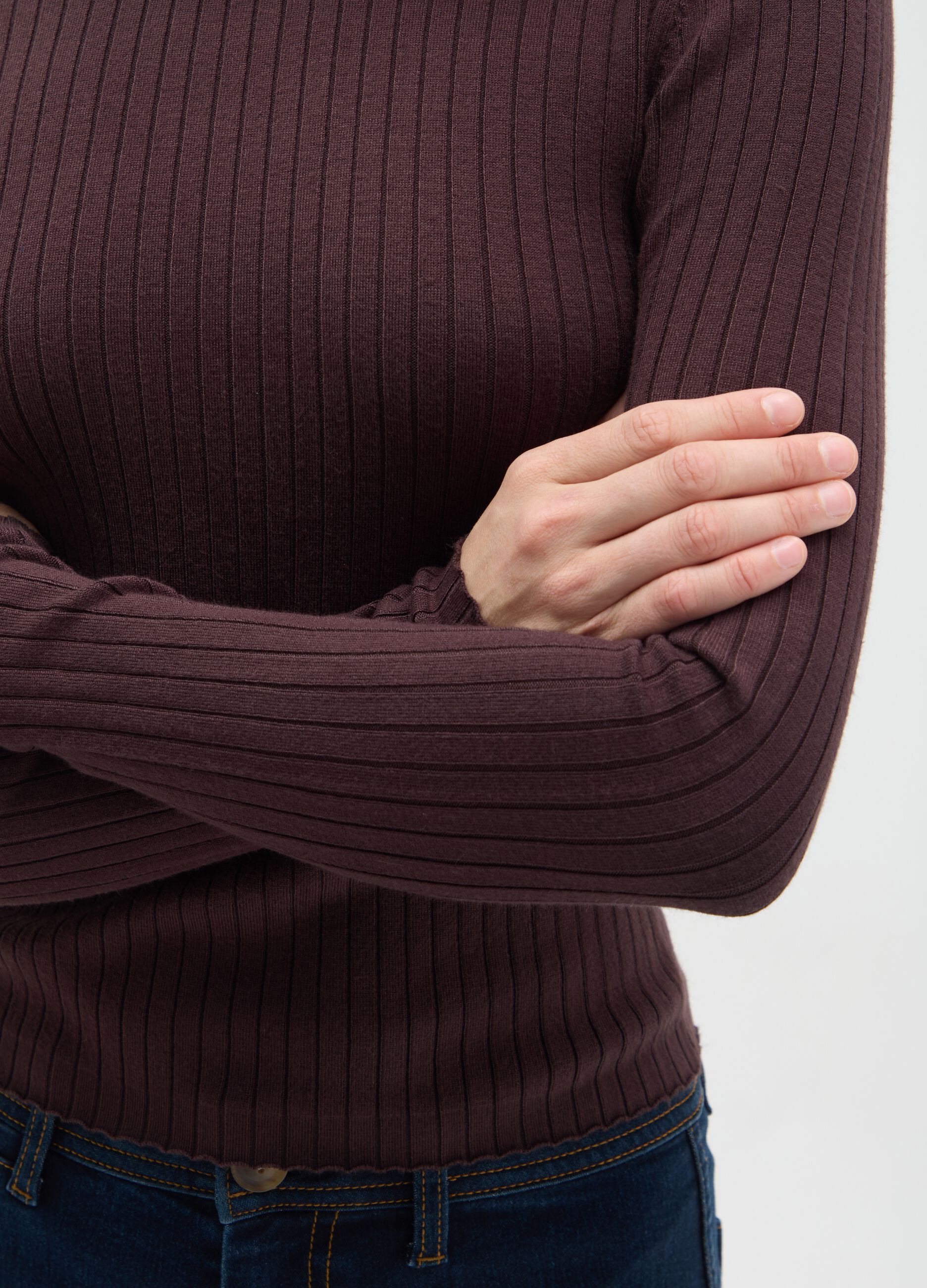 Brown mixed fitted sweater