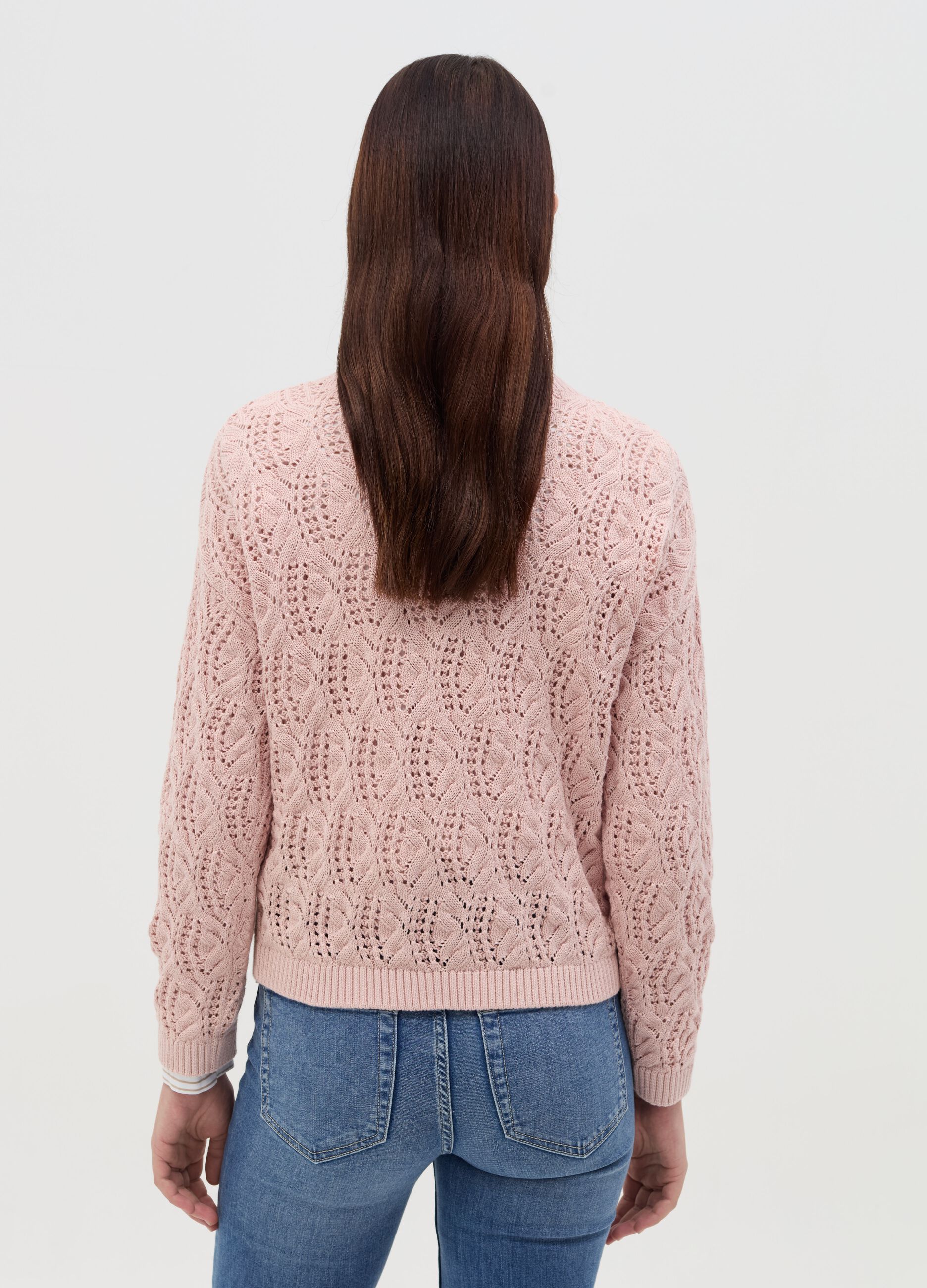 Crochet pullover with round neck