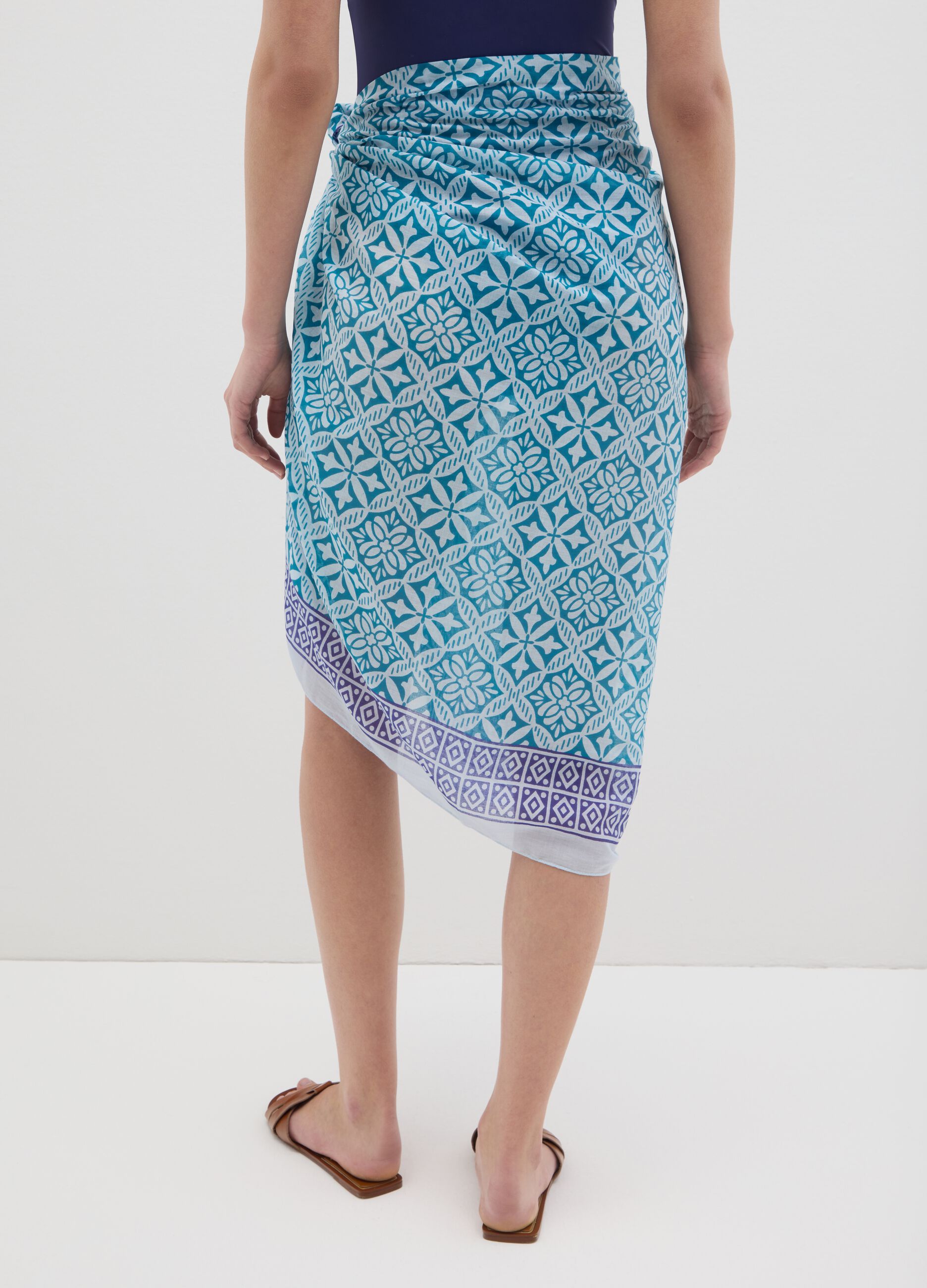 Pareo da donna in puro cotone multicolor con fantasia geometrica