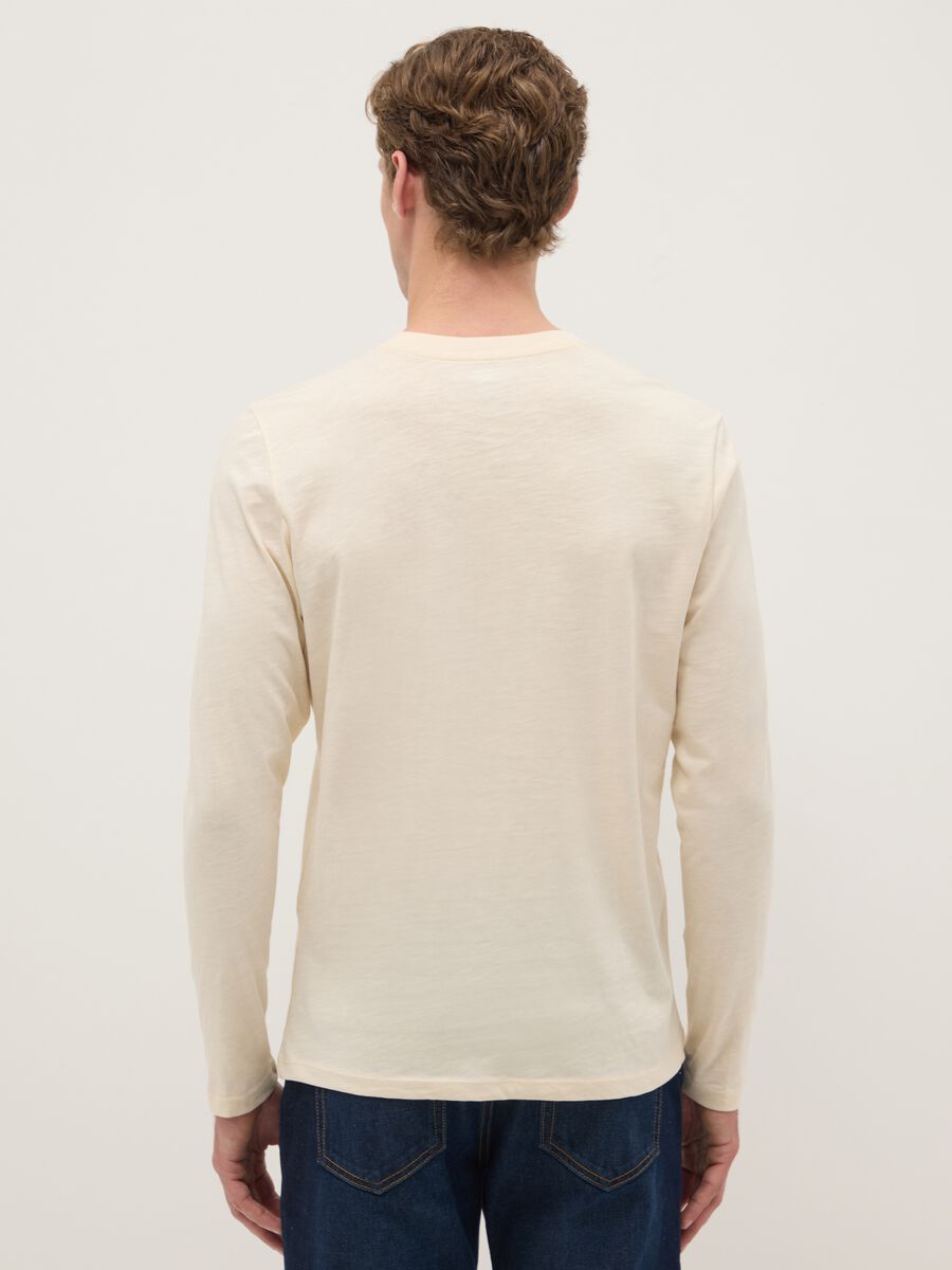 Beige long-sleeved T-shirt in pure cotton regular fit_2