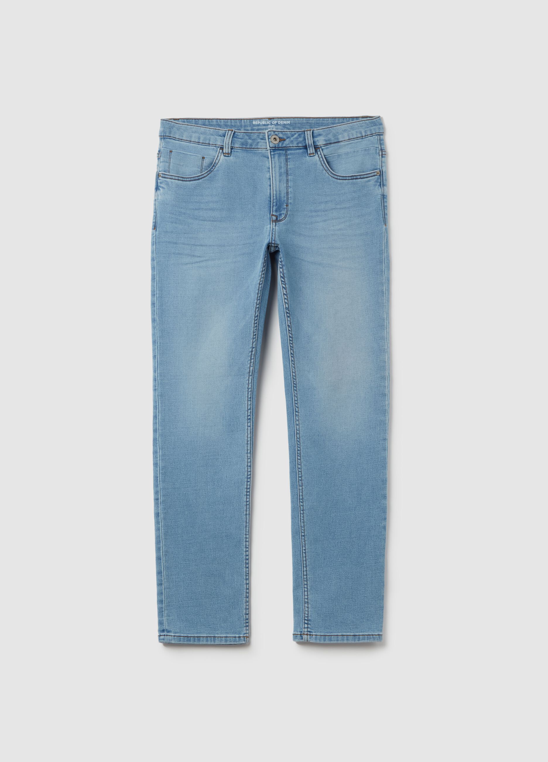 Jeans slim fit con scoloriture