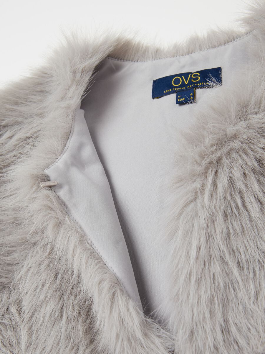Gilet in eco pelliccia_5