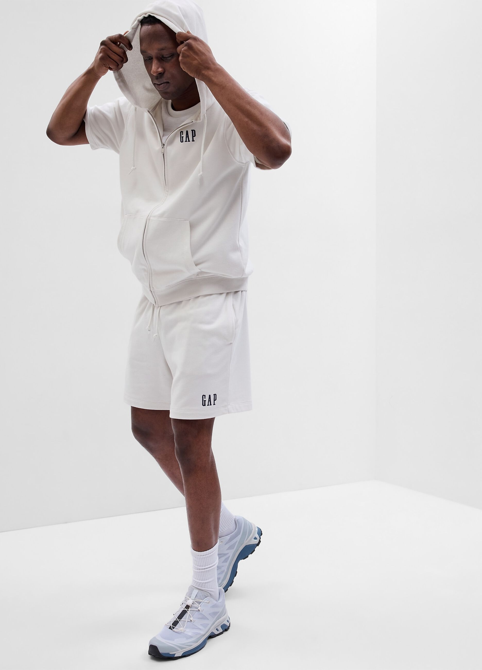 Ovs Shorts in French Terry con ricamo logo