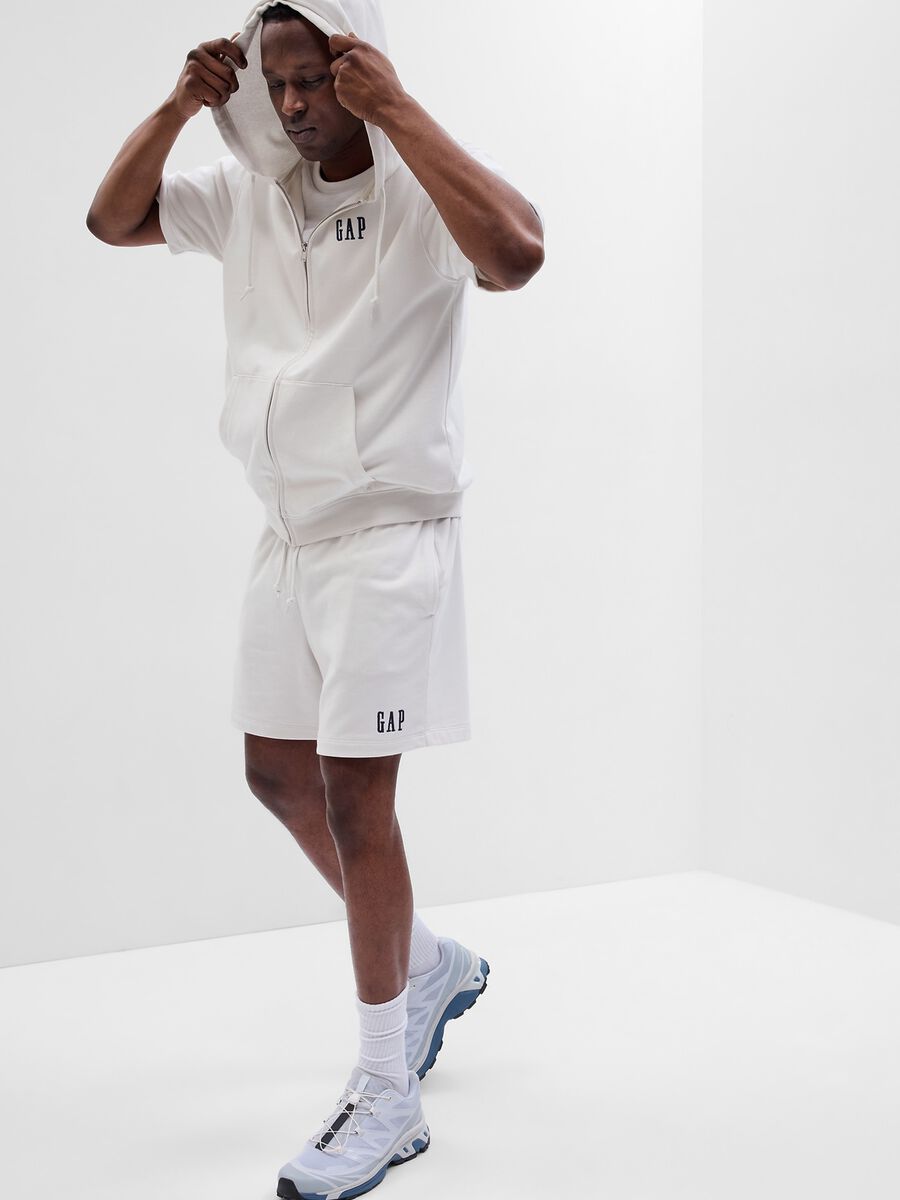 Shorts in French terry with logo embroidery_0