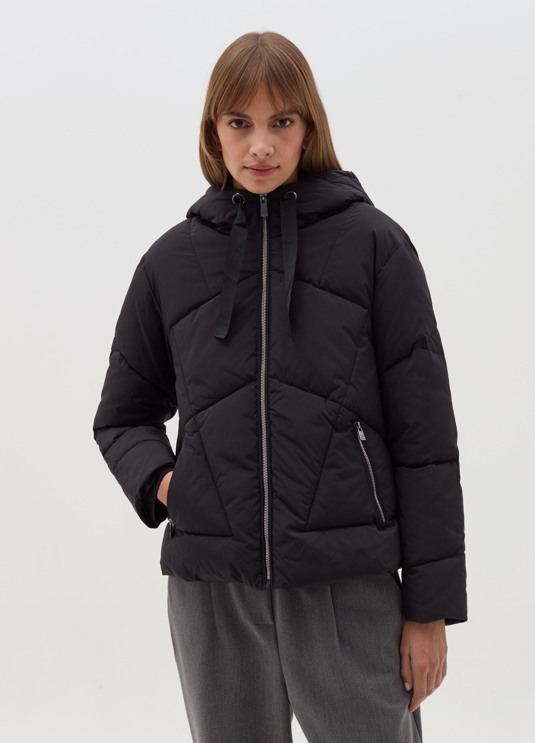 Piumino corto trapuntato con cappuccio Nero HYBRID da Donna OVS