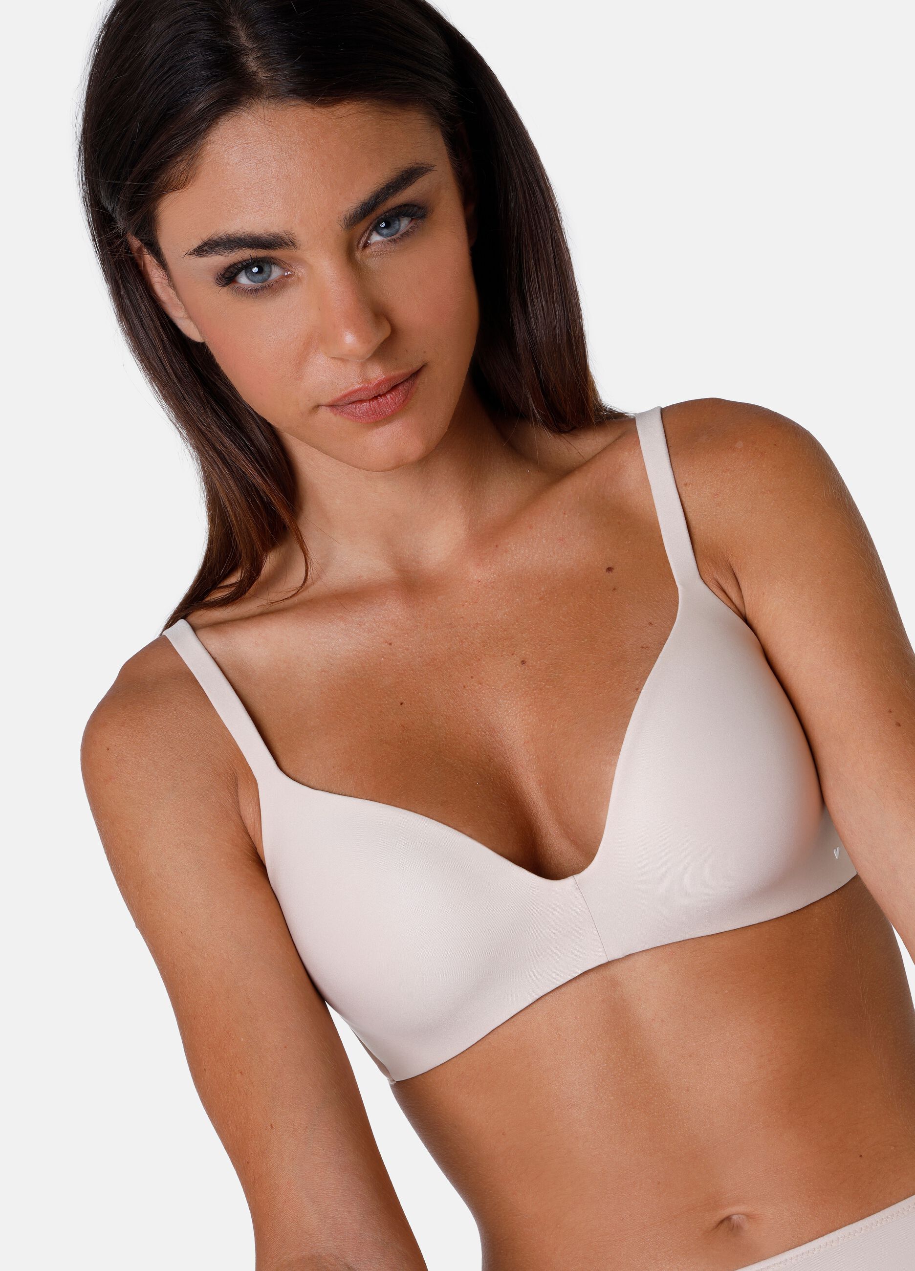 Invisible Lift triangle bra with underwiring