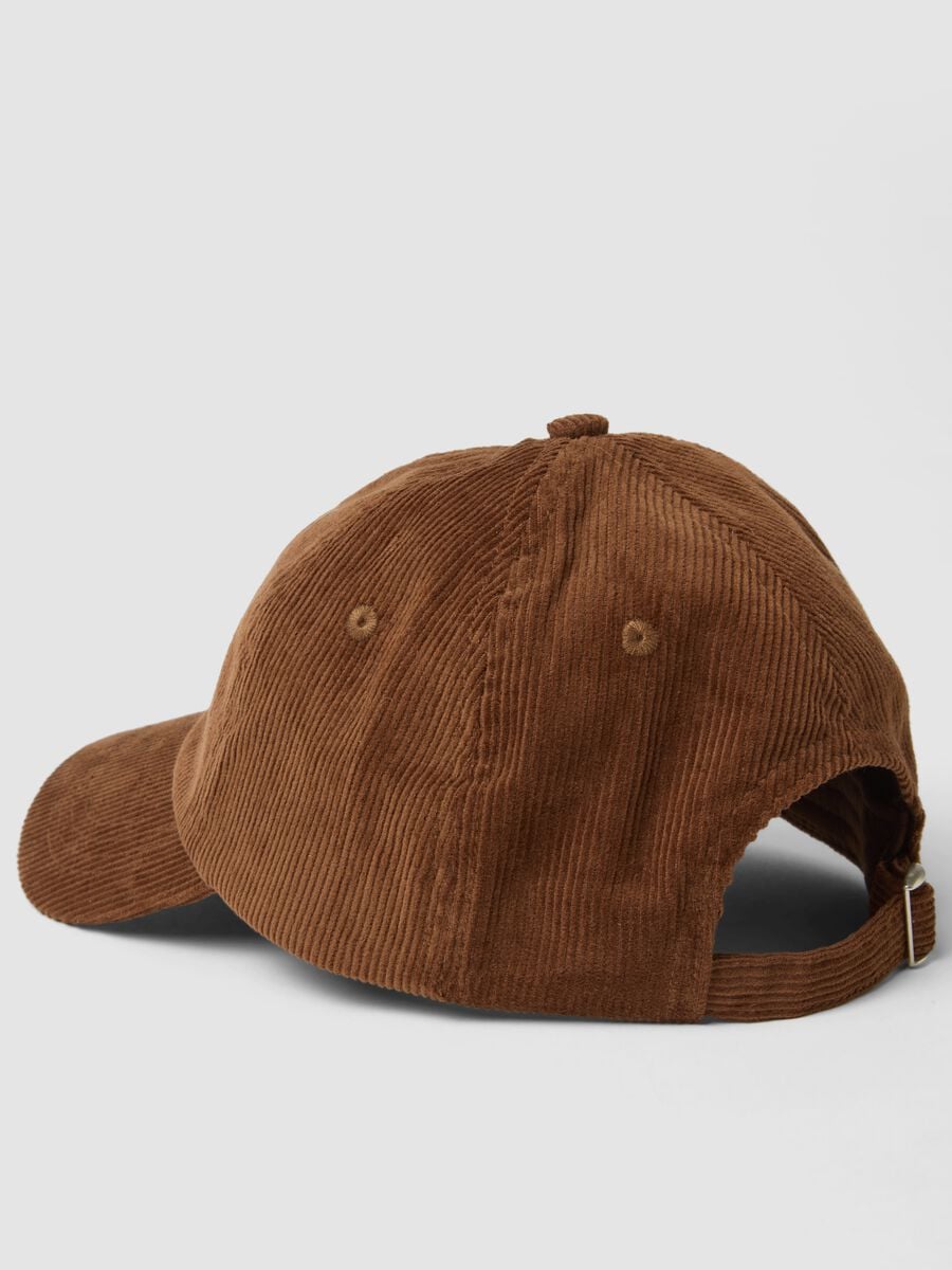 Cappello marrone in puro cotone a coste_1