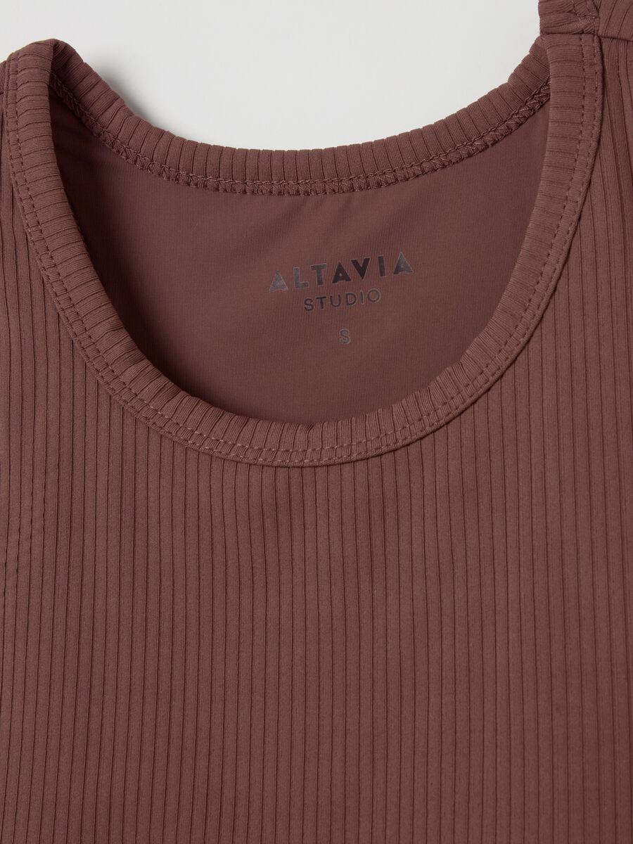 ALTAVIA STUDIO crop tank top in ribbed technical fabric_5