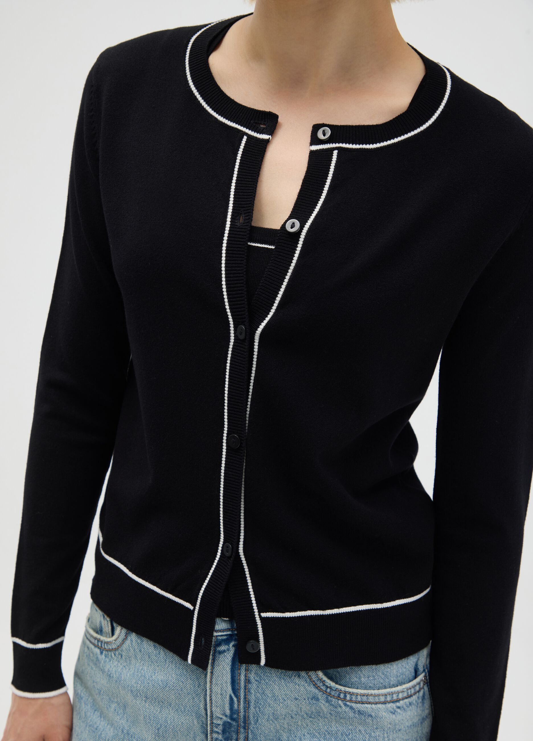 White viscose blend cardigan regular fit