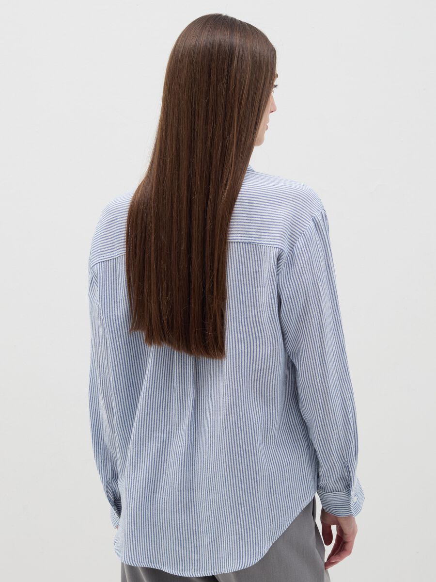 Striped blue shirt in cotton and linen_2