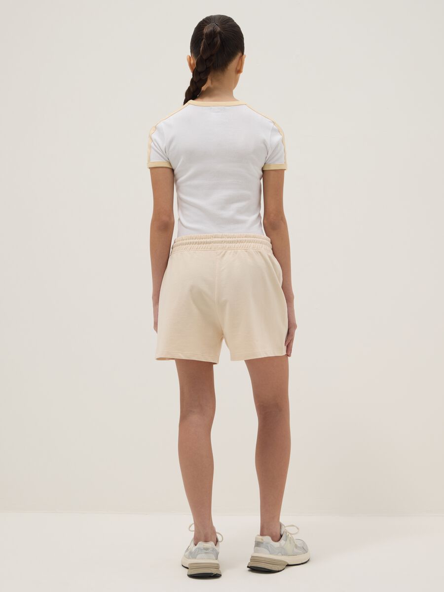 Shorts in puro cotone beige da ragazza regular fit_1