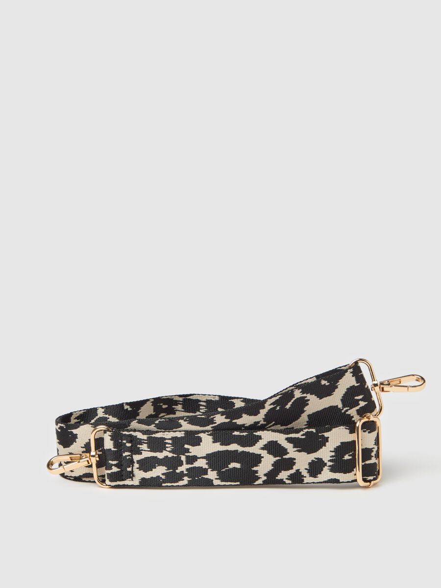 Shoulder strap with animal print pattern_0