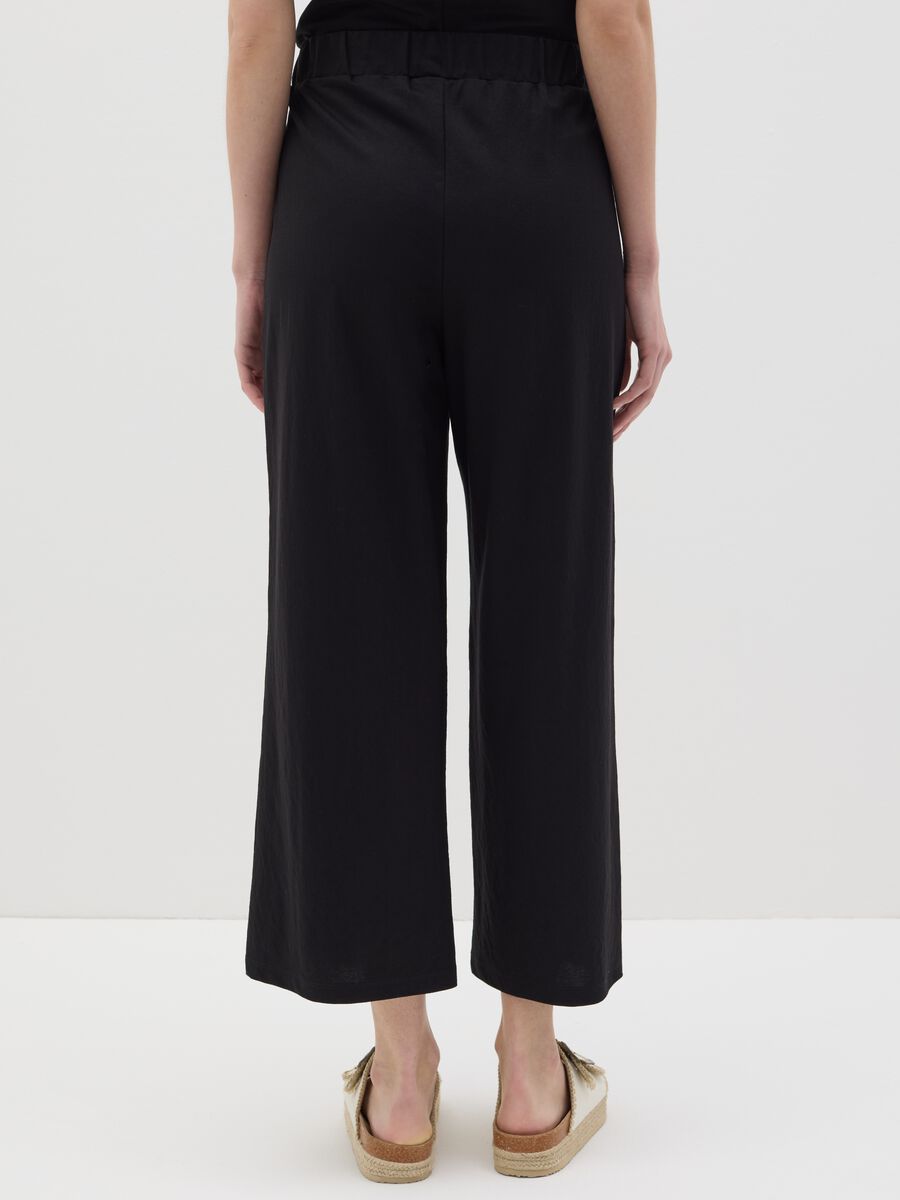 Women's black regular-fit culottes in viscose blend_2
