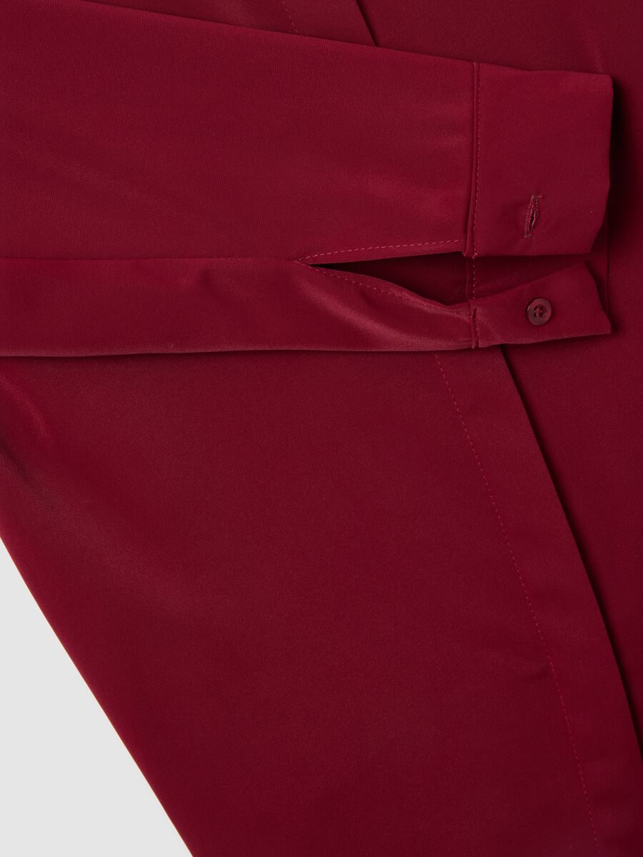 Burgundy long-sleeve shirt_5