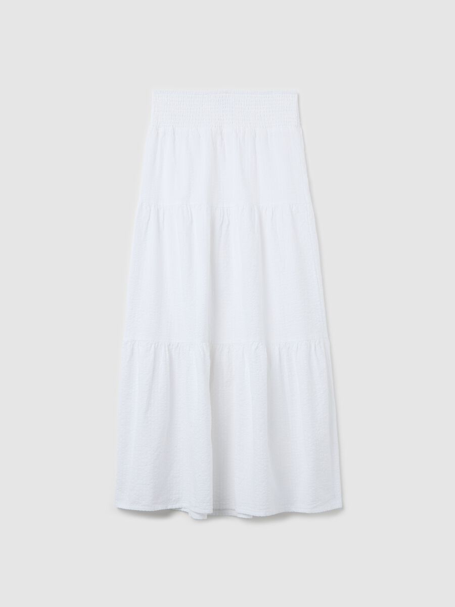 Long white tiered skirt in seersucker_4