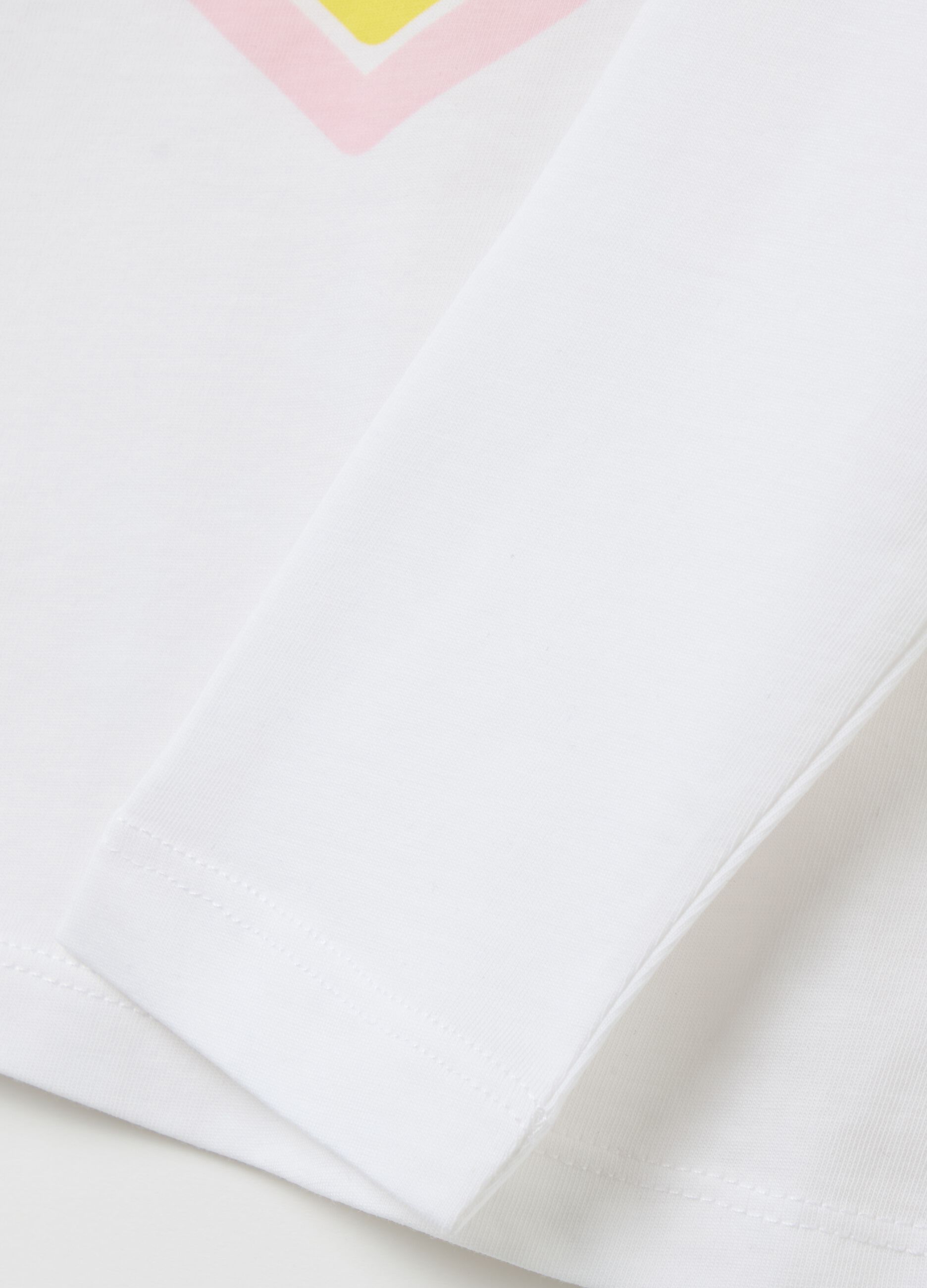 T-shirt a maniche lunghe con stampa glitterata 