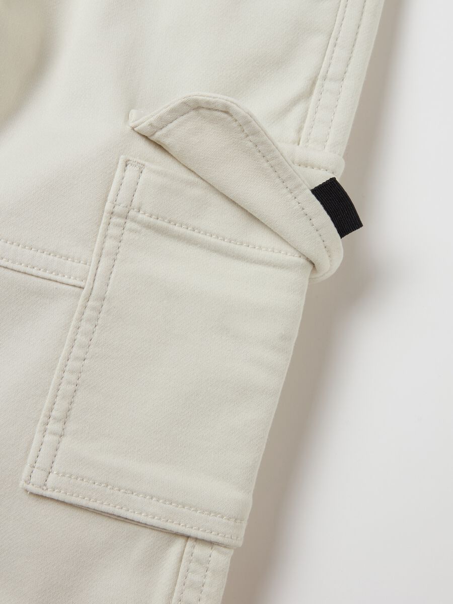 Cargo joggers with drawstring_3