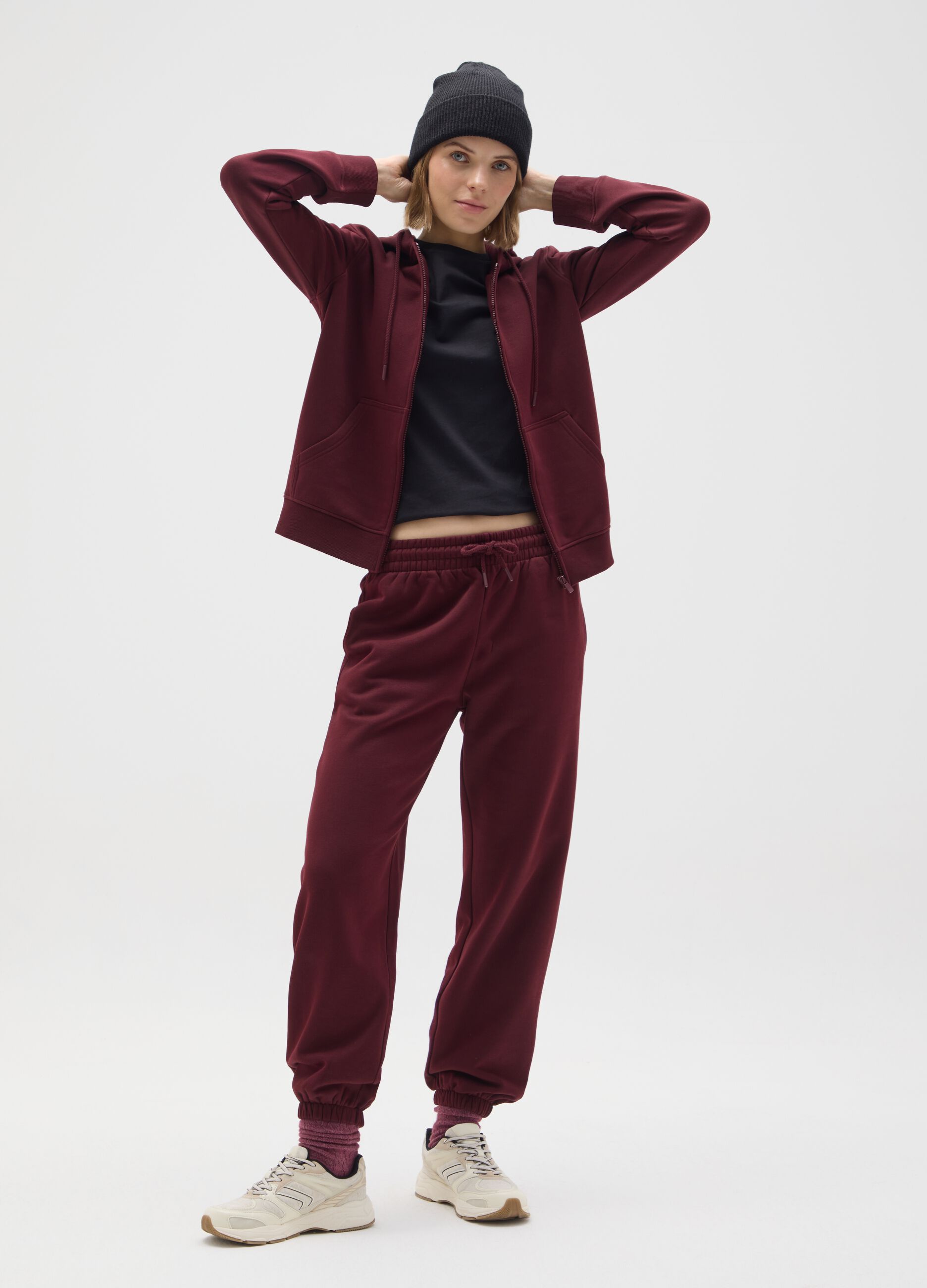 Red cotton blend trousers with regular fit