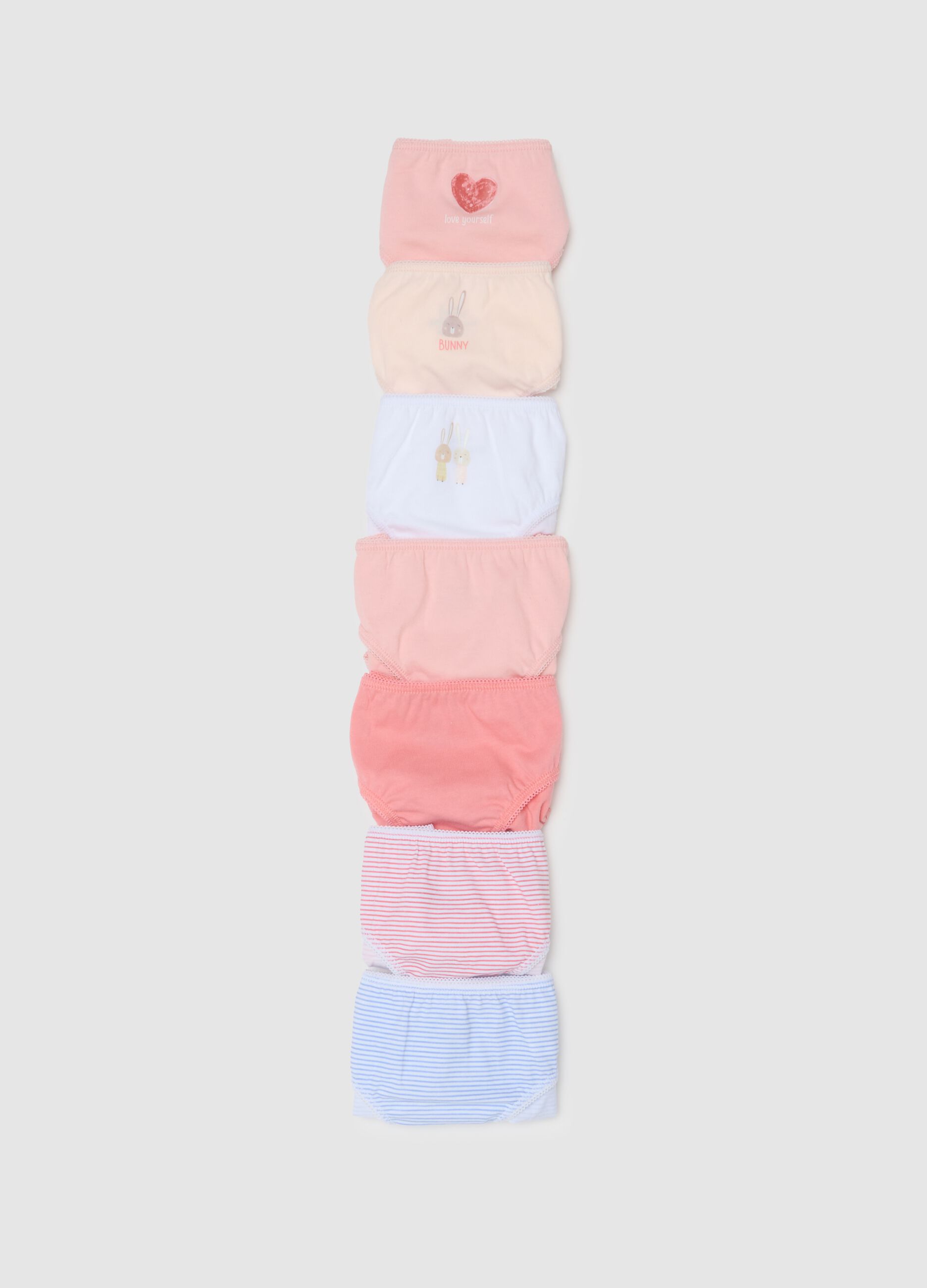 Regular fit girl's multicolour pure cotton briefs set