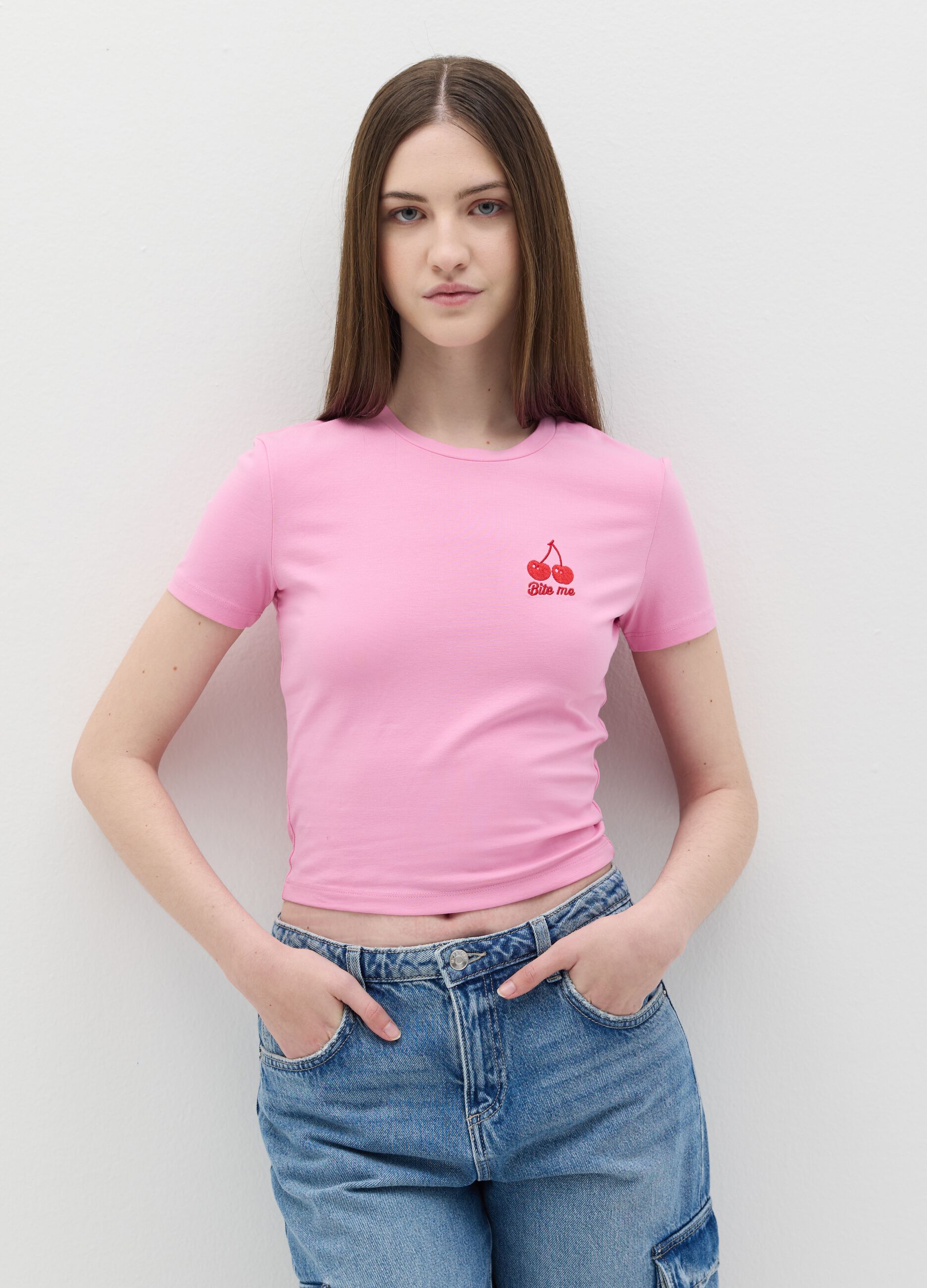 Stretch cotton T-shirt with embroidery