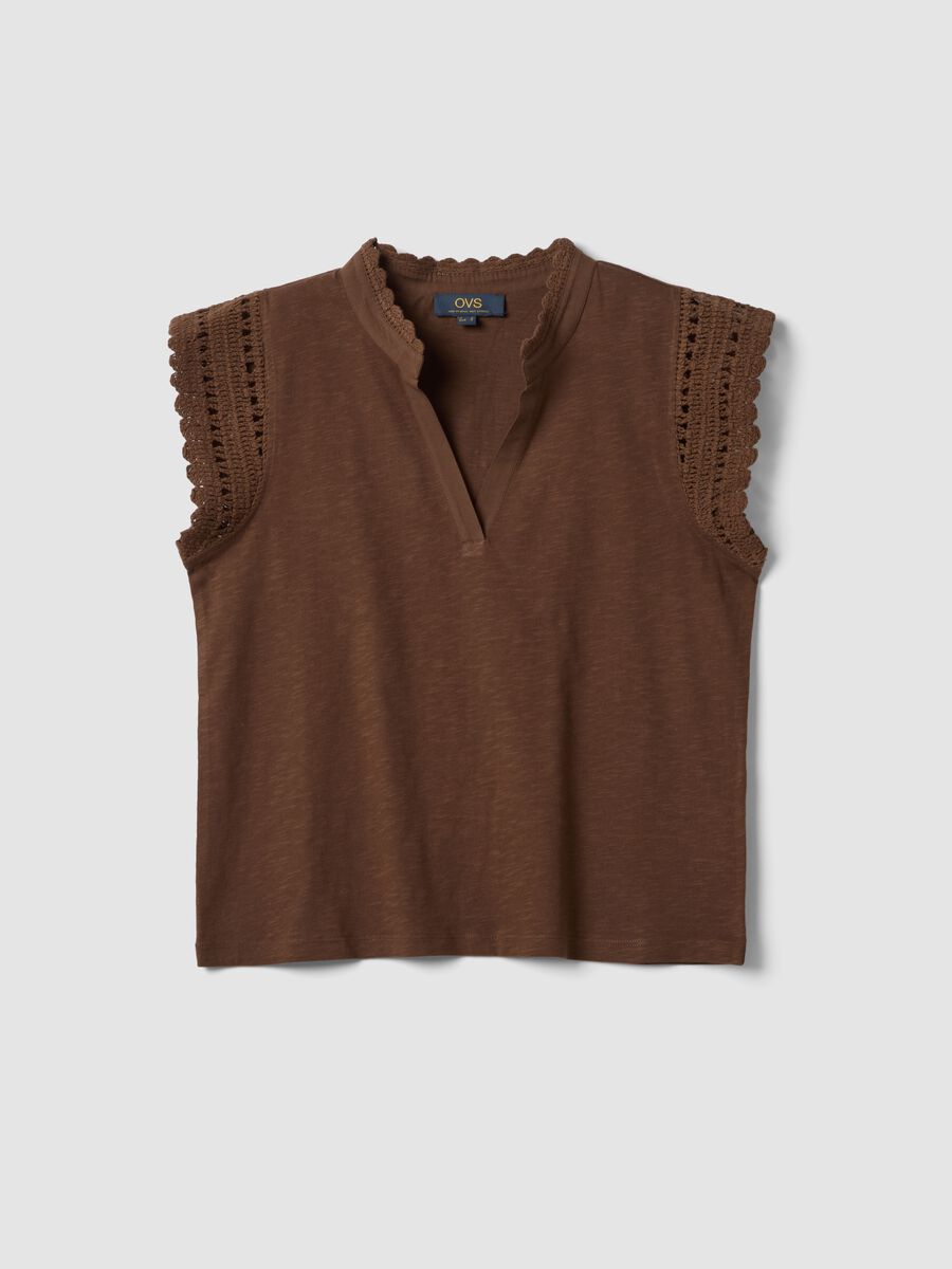 Brown pure cotton T-shirt with crochet details, regular fit_4