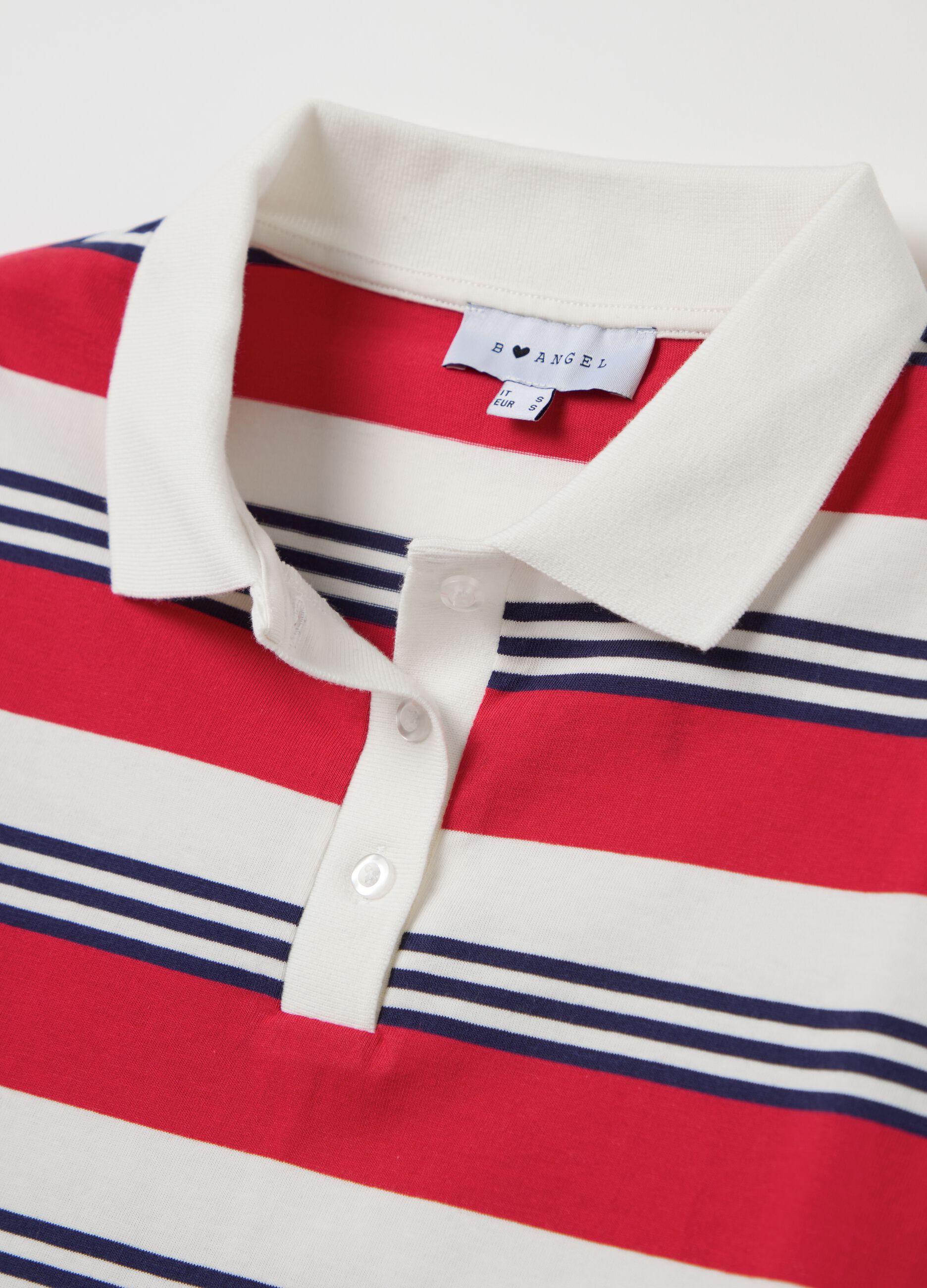 Polo a righe bianche e rosse