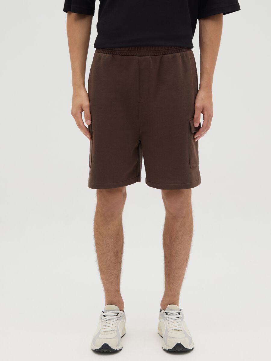 Men's brown cotton blend shorts with relaxed fit_1