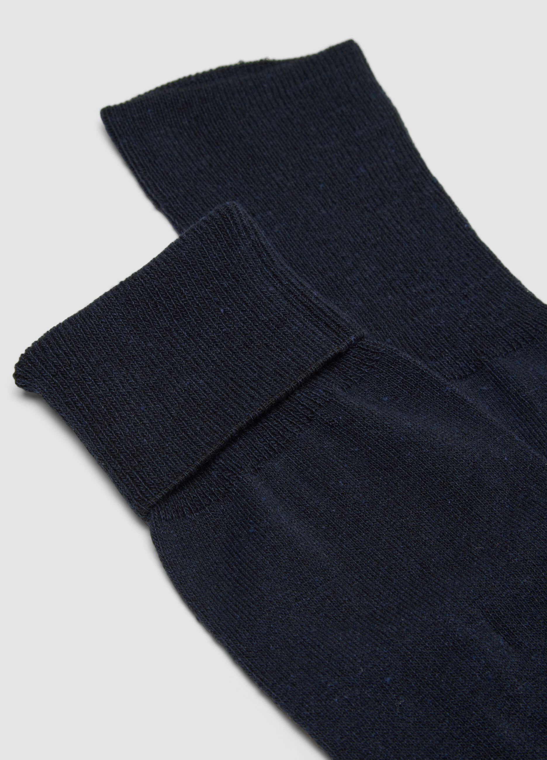 2-pack of long blue stretch cotton socks