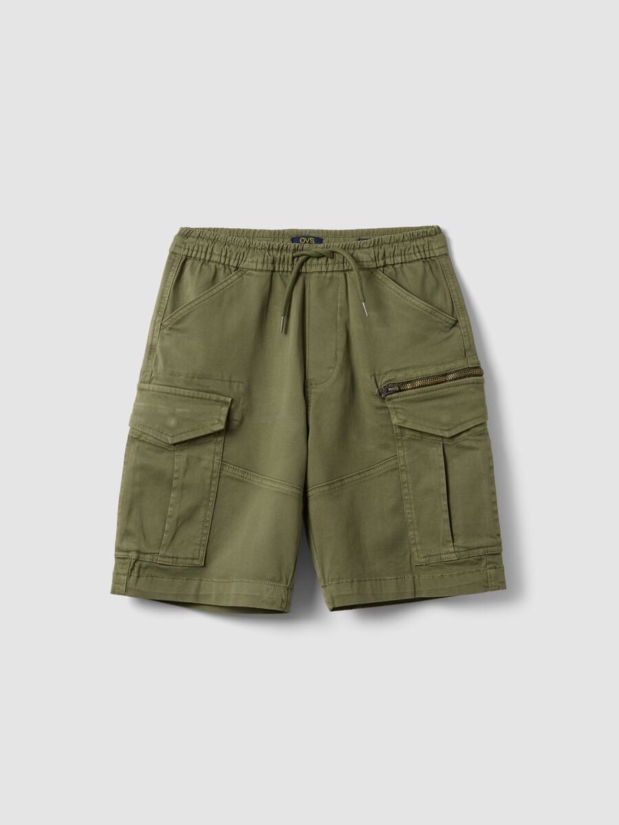 Green stretch cotton cargo shorts_3