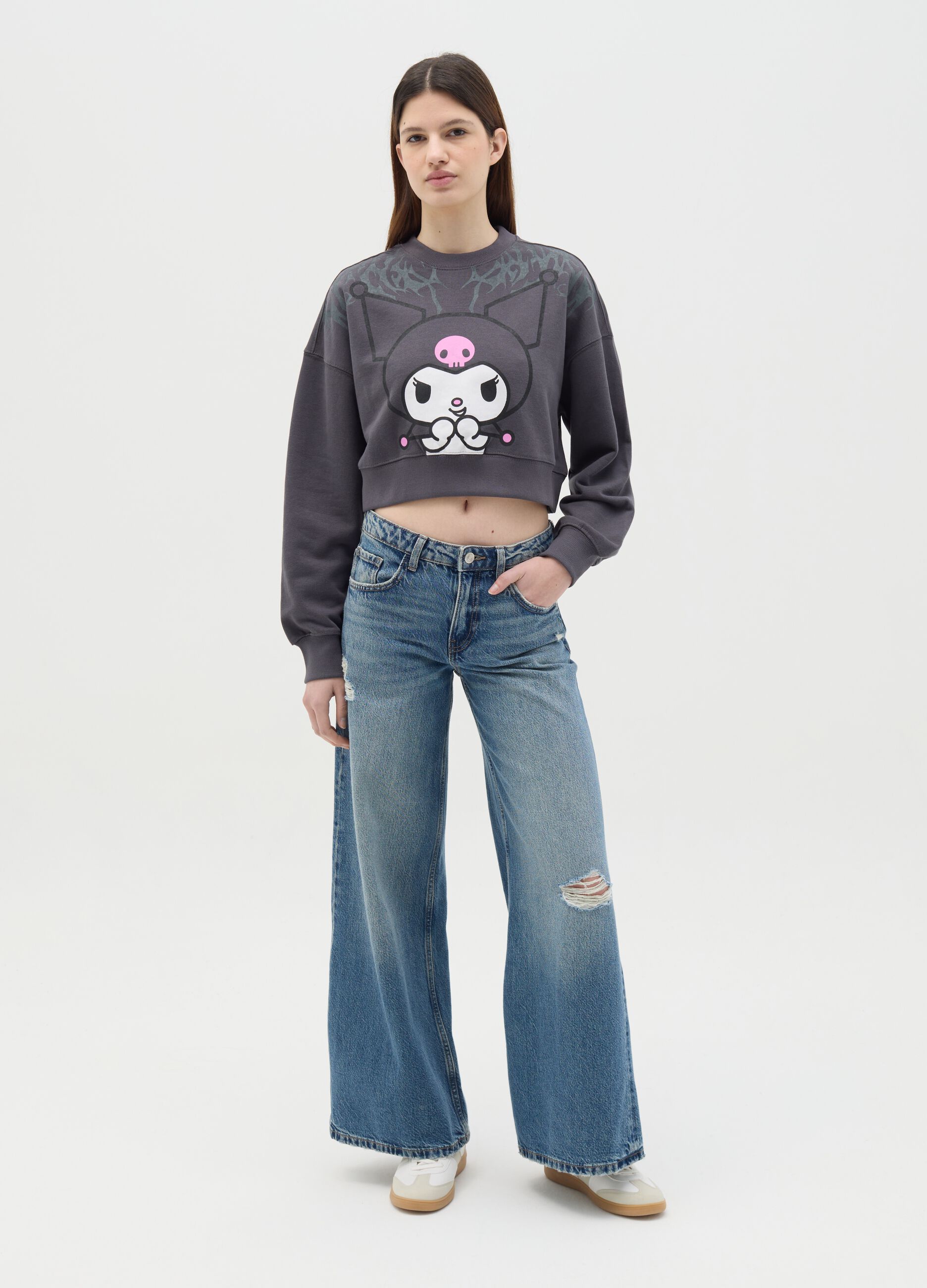 Black cropped sweatshirt with Kuromi print