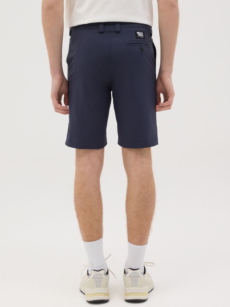 Shorts da uomo in tessuto elasticizzato blu regular fit_2