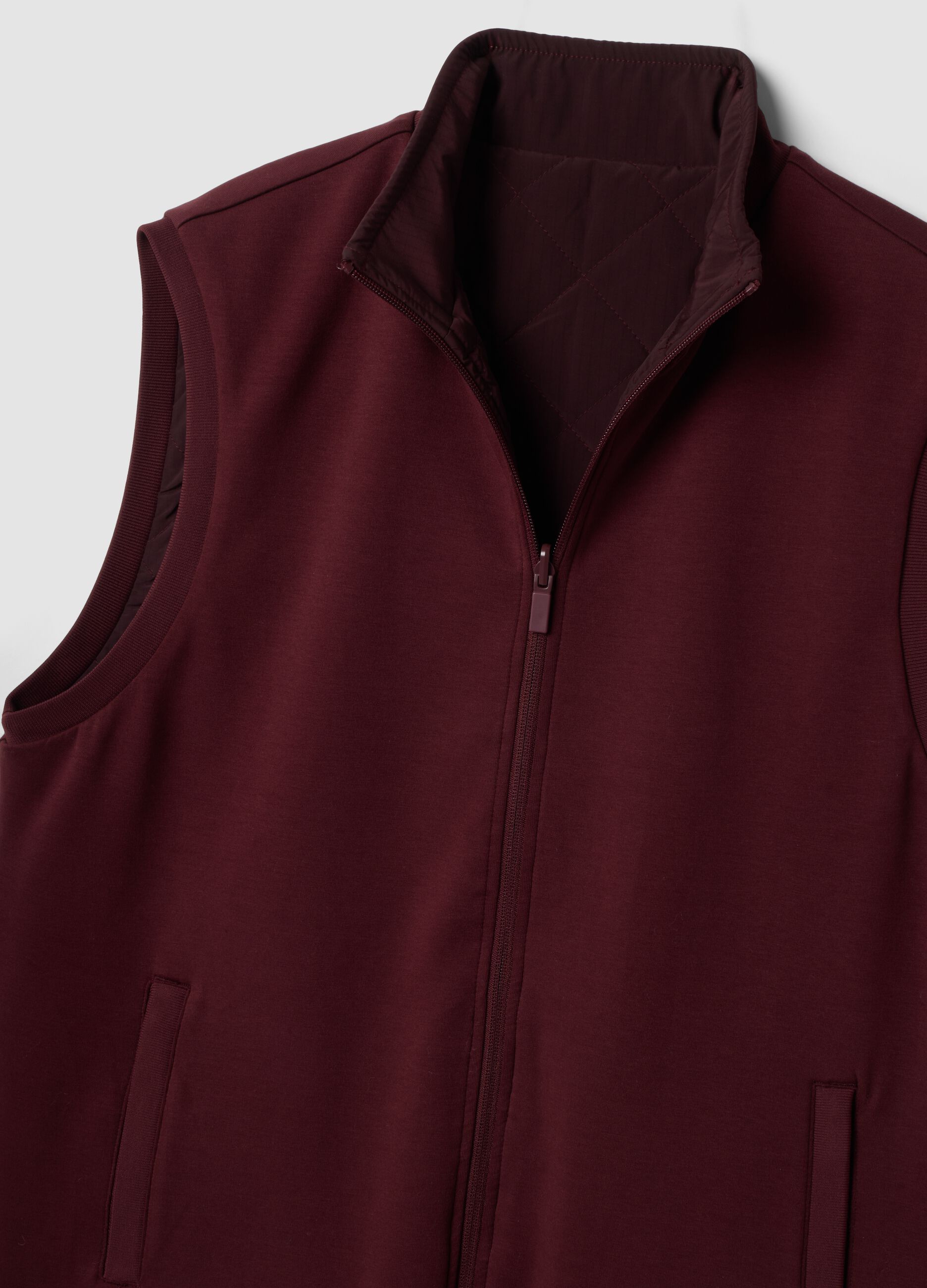 Red reversible stretch-cotton gilet with collar, regular fit