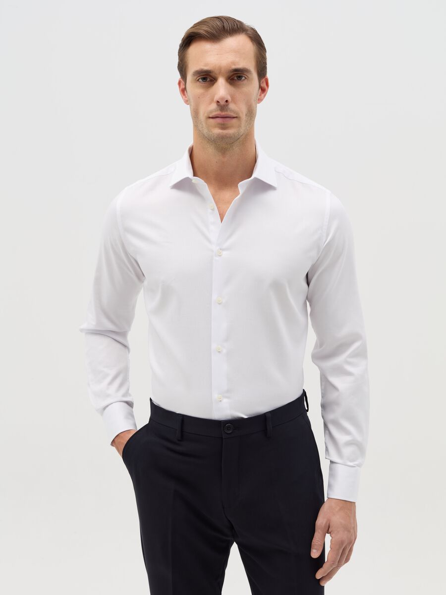 Slim-fit easy-iron shirt in white Oxford cotton_0