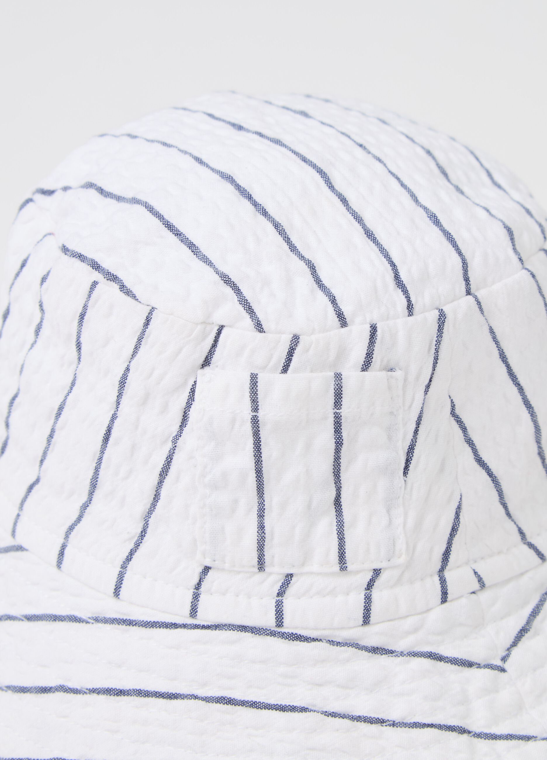 Striped cloche hat in cotton and Lyocell