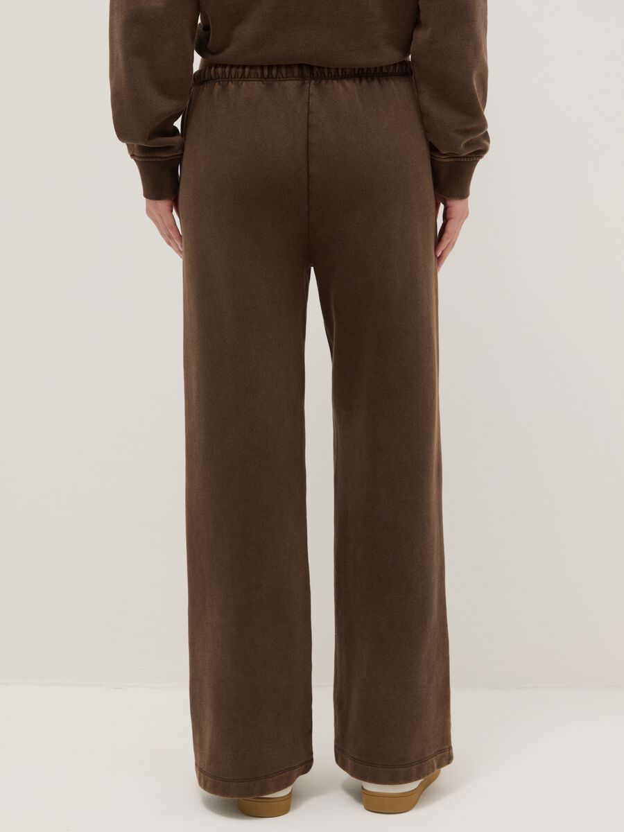 Brown jogger trousers in cotton blend regular fit_2