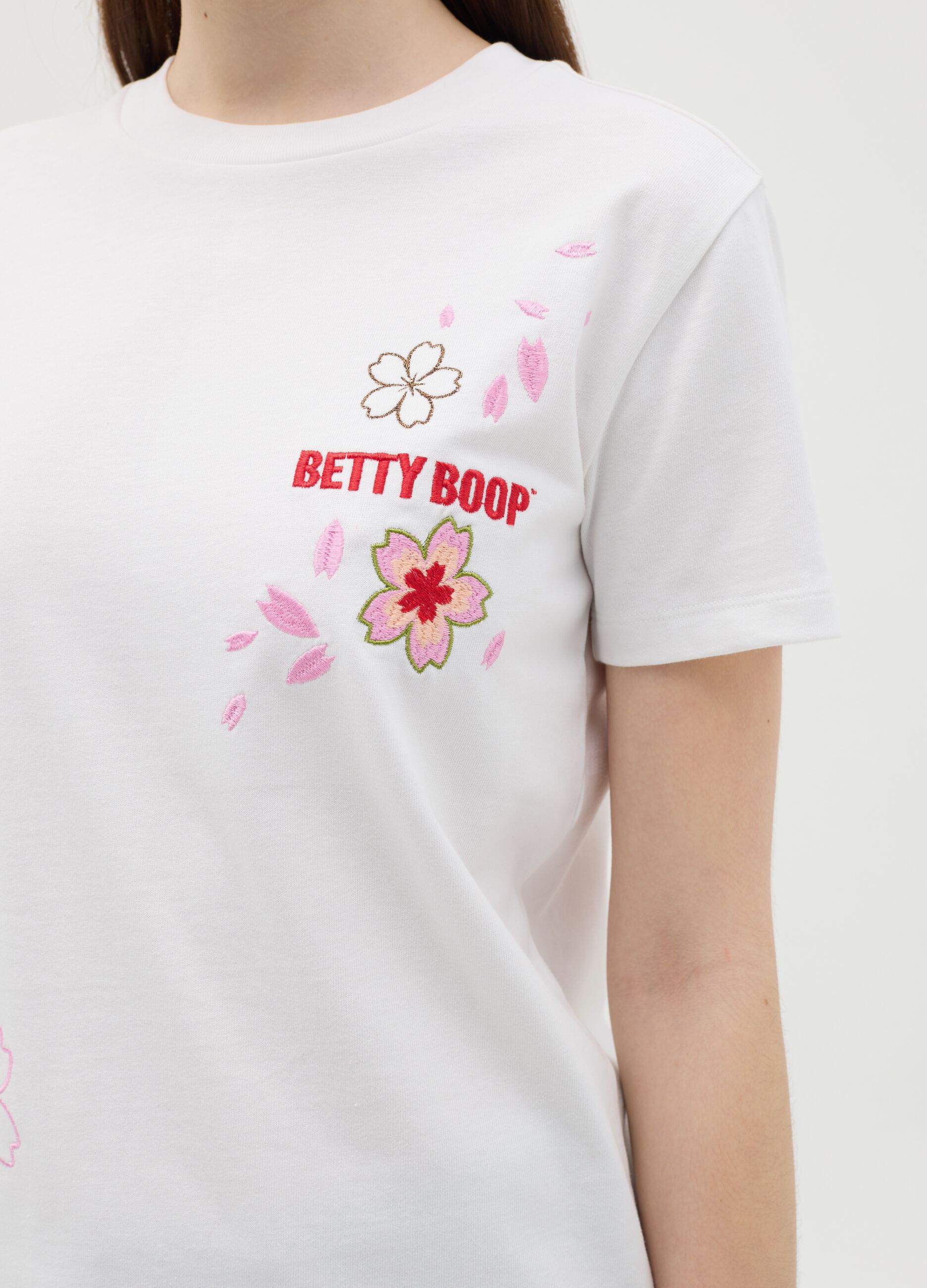 White T-shirt in cotton with Betty Boop print