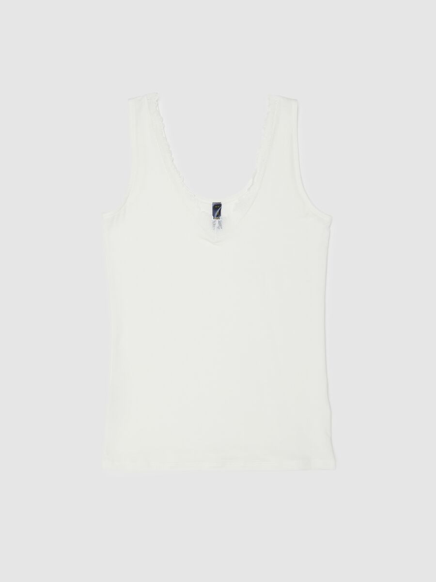 White regular fit vest with lace_4