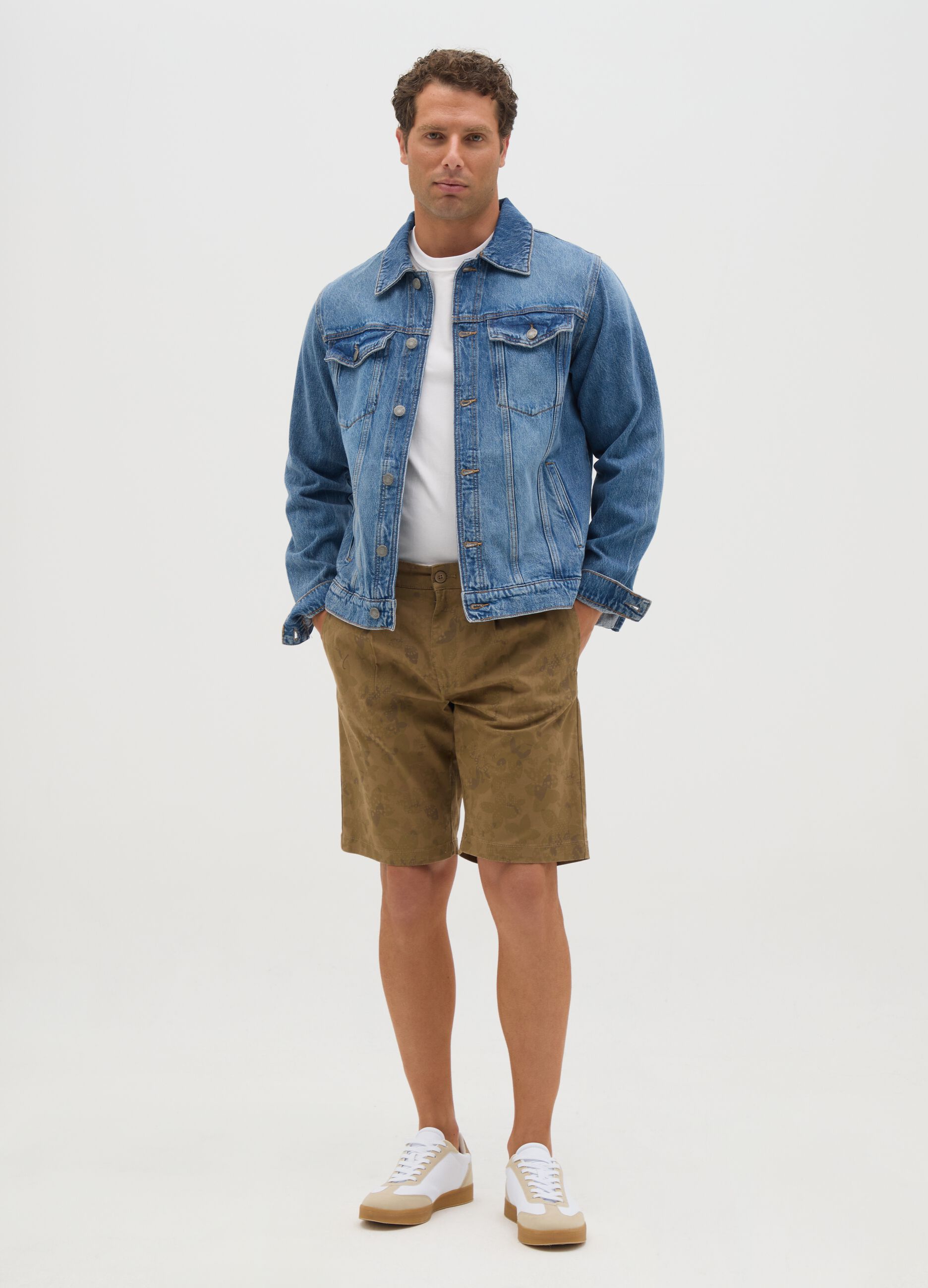 Bermuda da uomo in cotone marrone regular fit