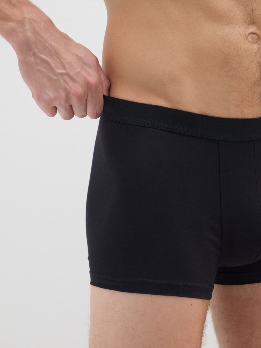 Tripack stretch cotton black boxer shorts regular fit_3