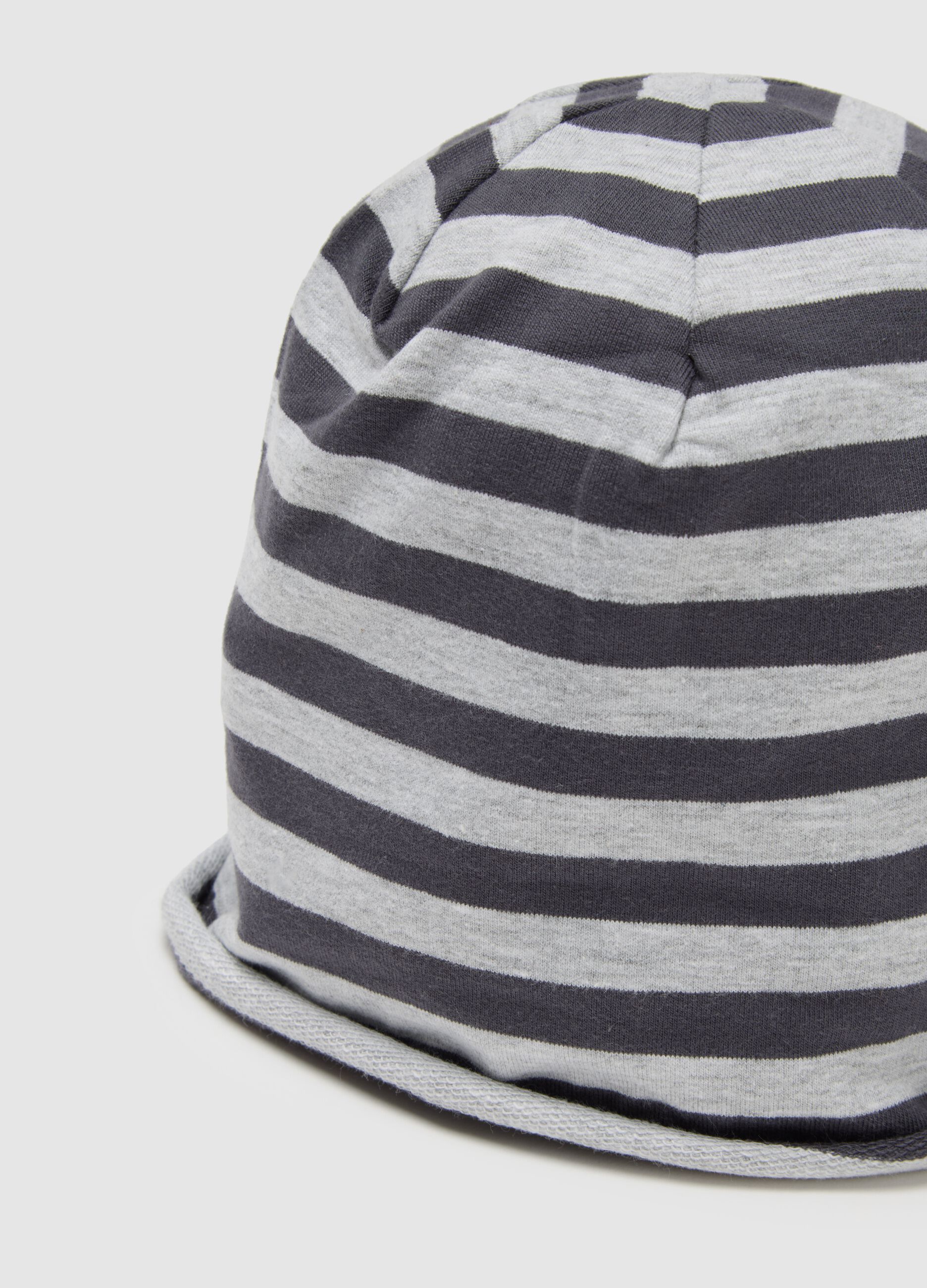 Children's grey striped hat in stretch cotton
