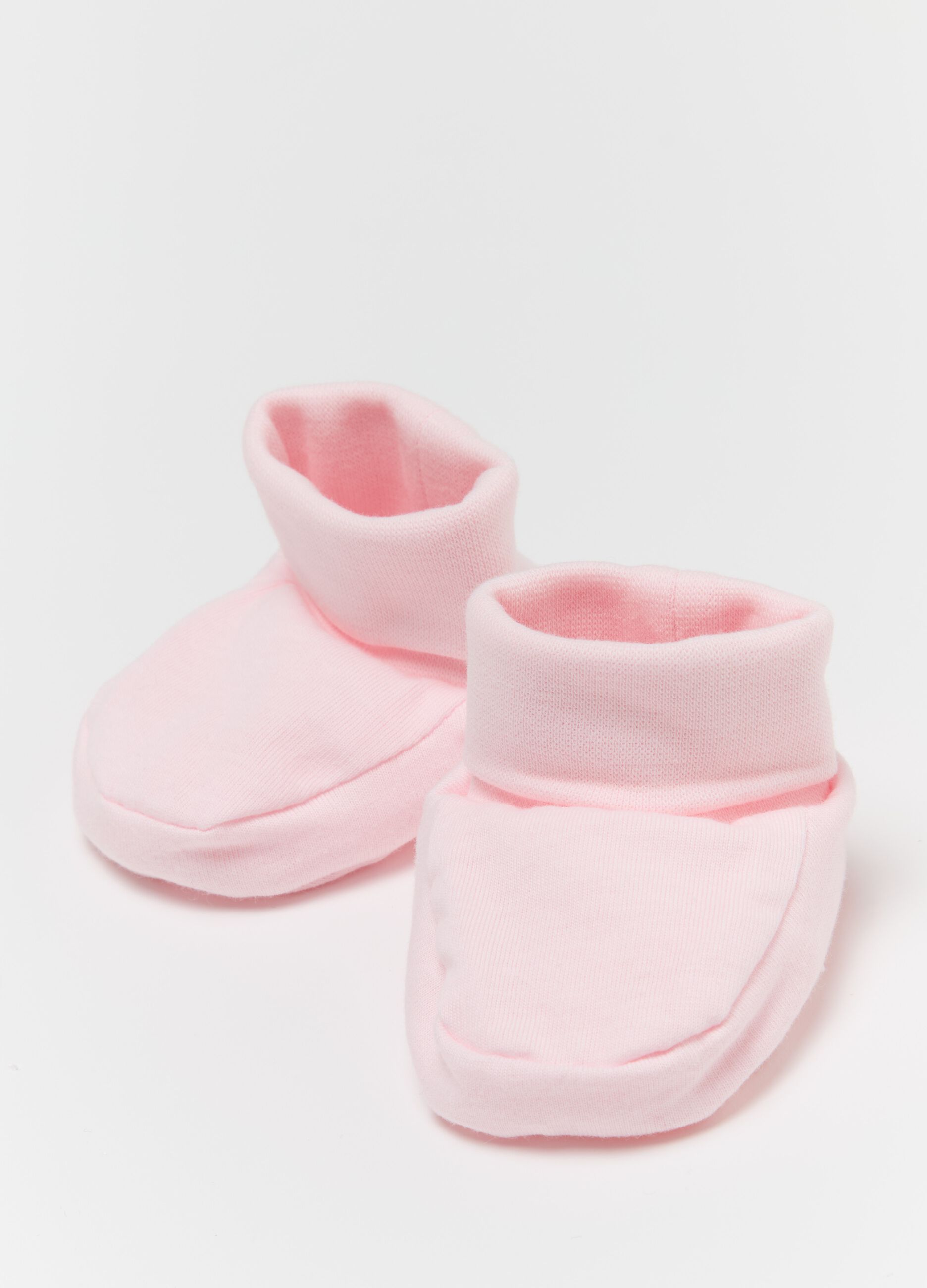 Set berretto e scarpine con stampa api 