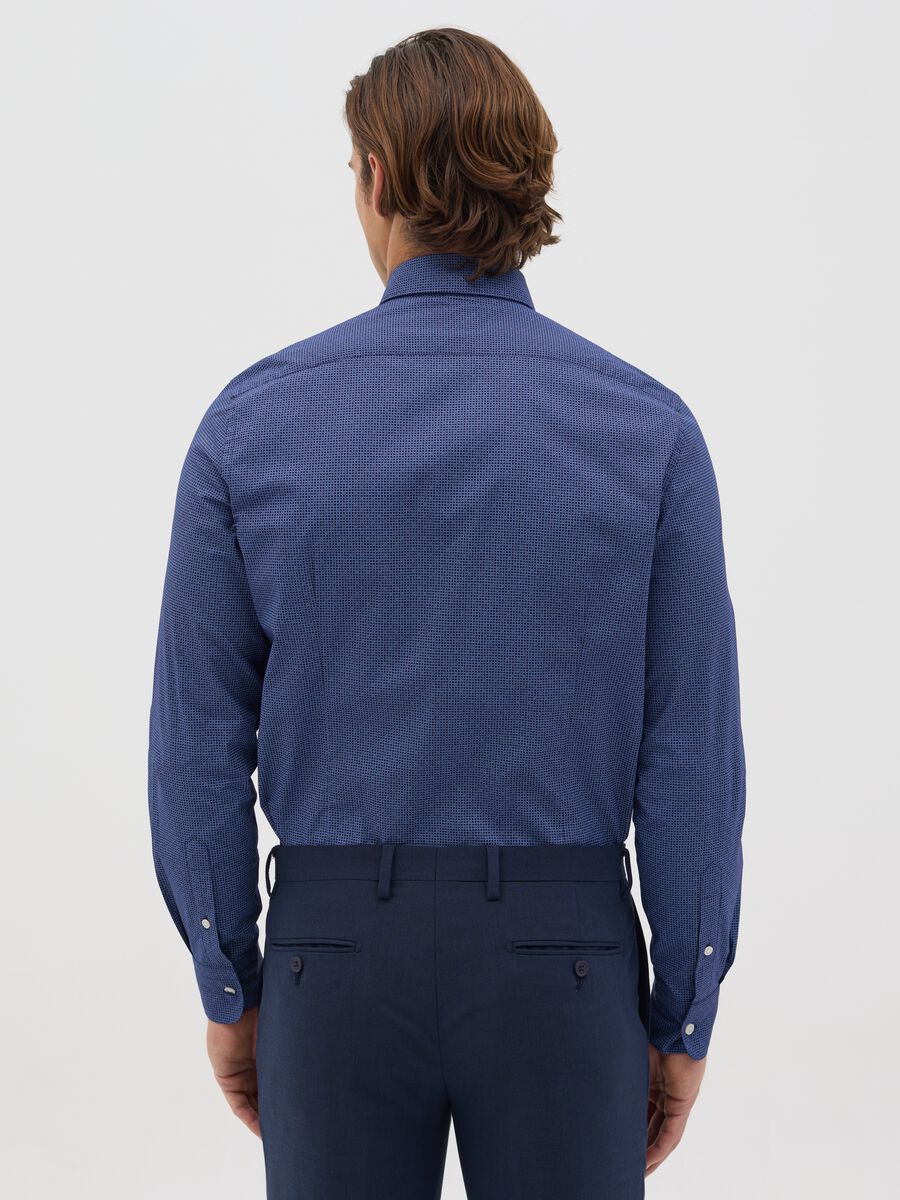 Slim-fit shirt with micro geometric pattern_1