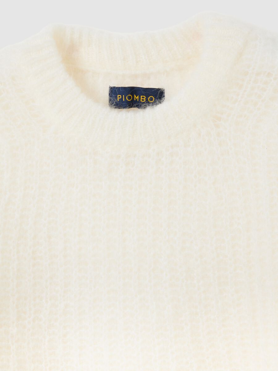 White crew neck sweater with oversized fit_5