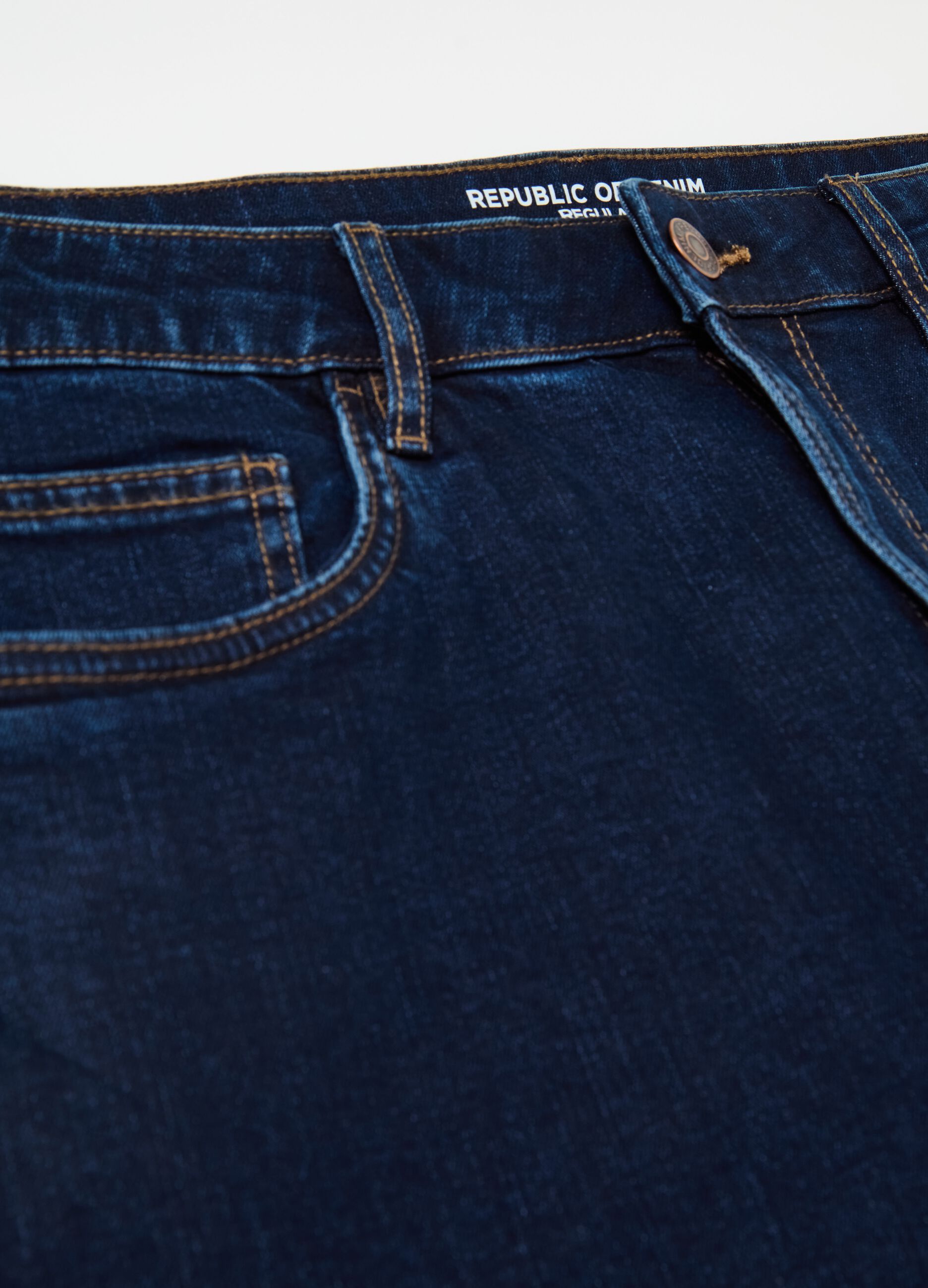 Jeans regular fit cinque tasche