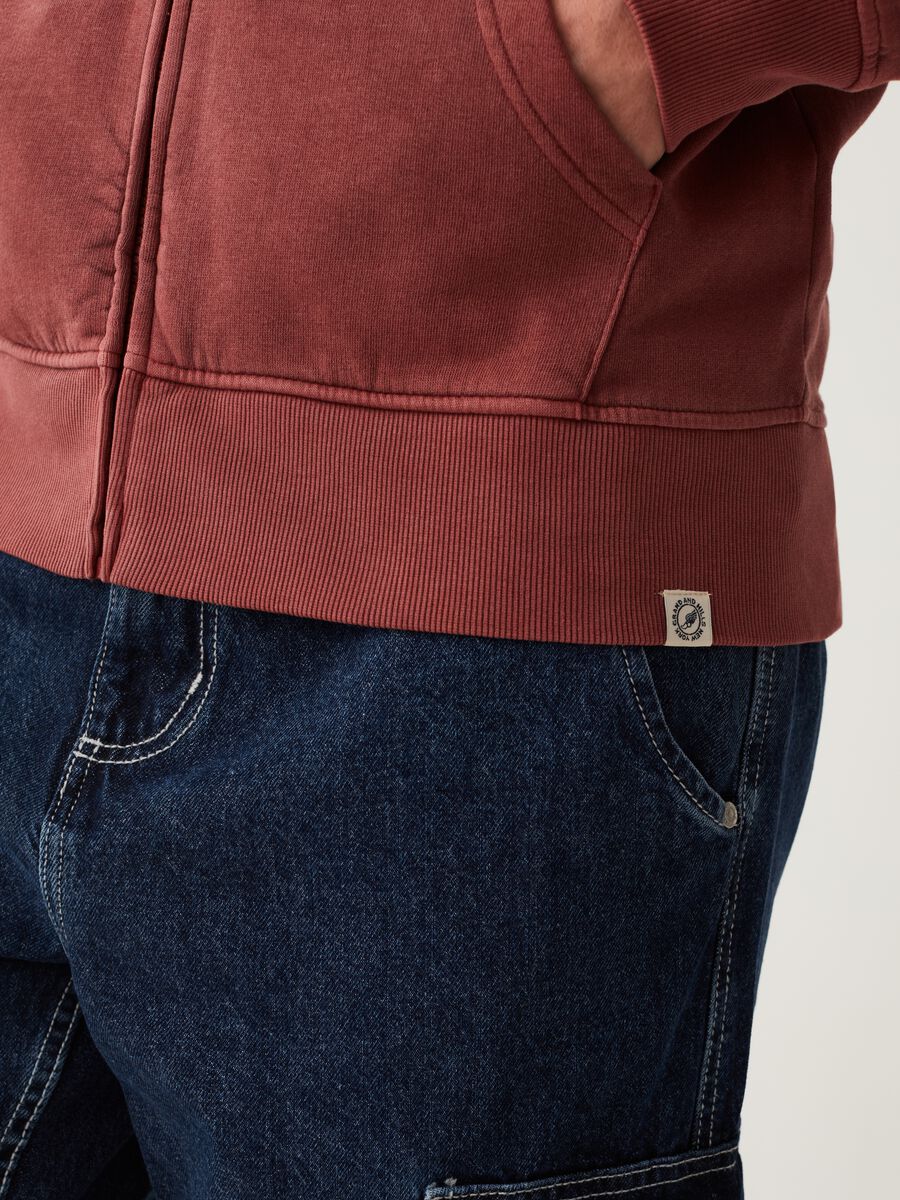 Full-zip sweatshirt with hood and logo embroidery_3