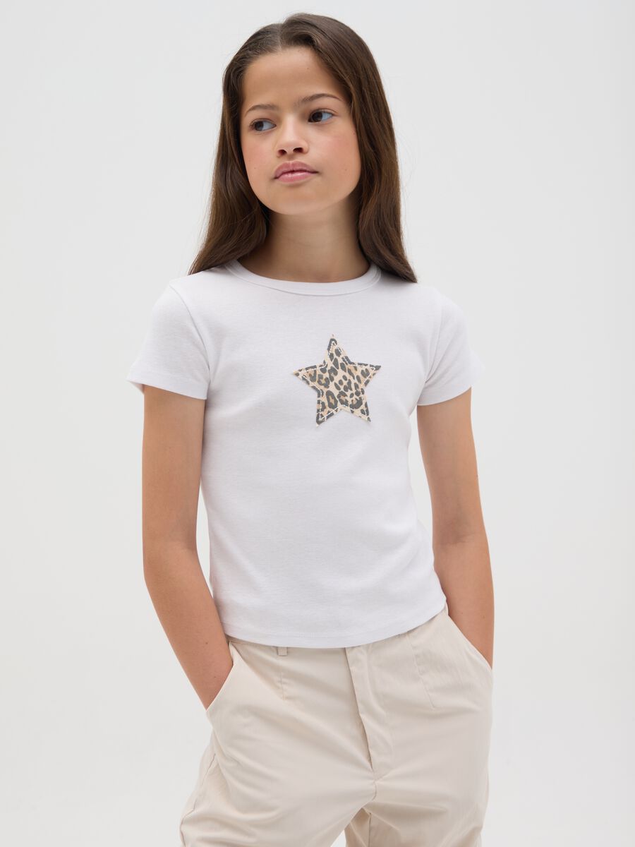 T-shirt da ragazze in puro cotone bianca slim fit con stampa leopardata_0