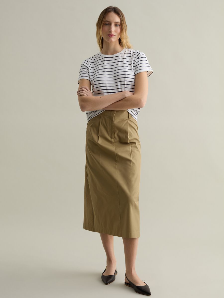 T-shirt with round neck and striped pattern_1
